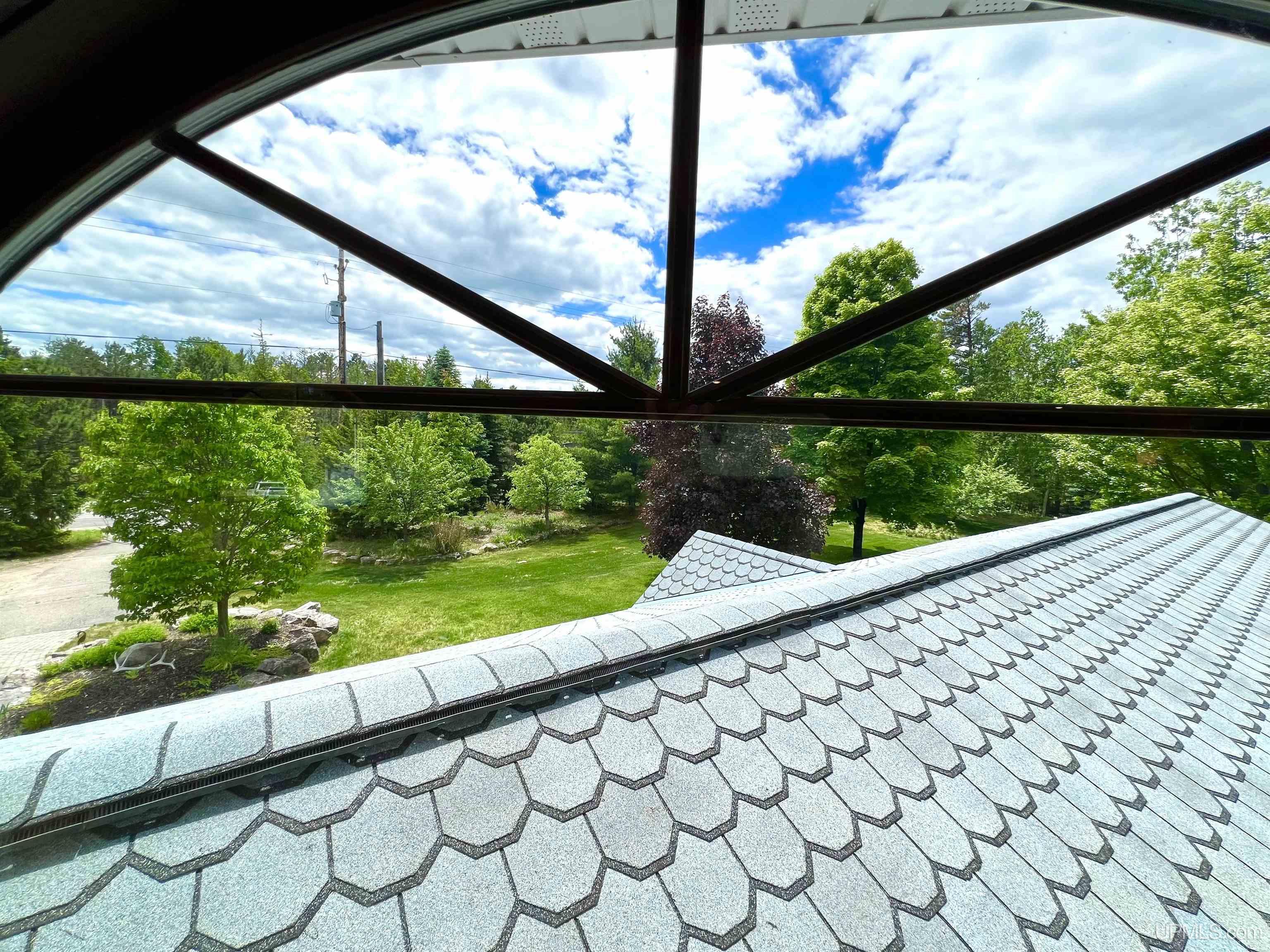 1289 E M28 Highway Property Photo 42