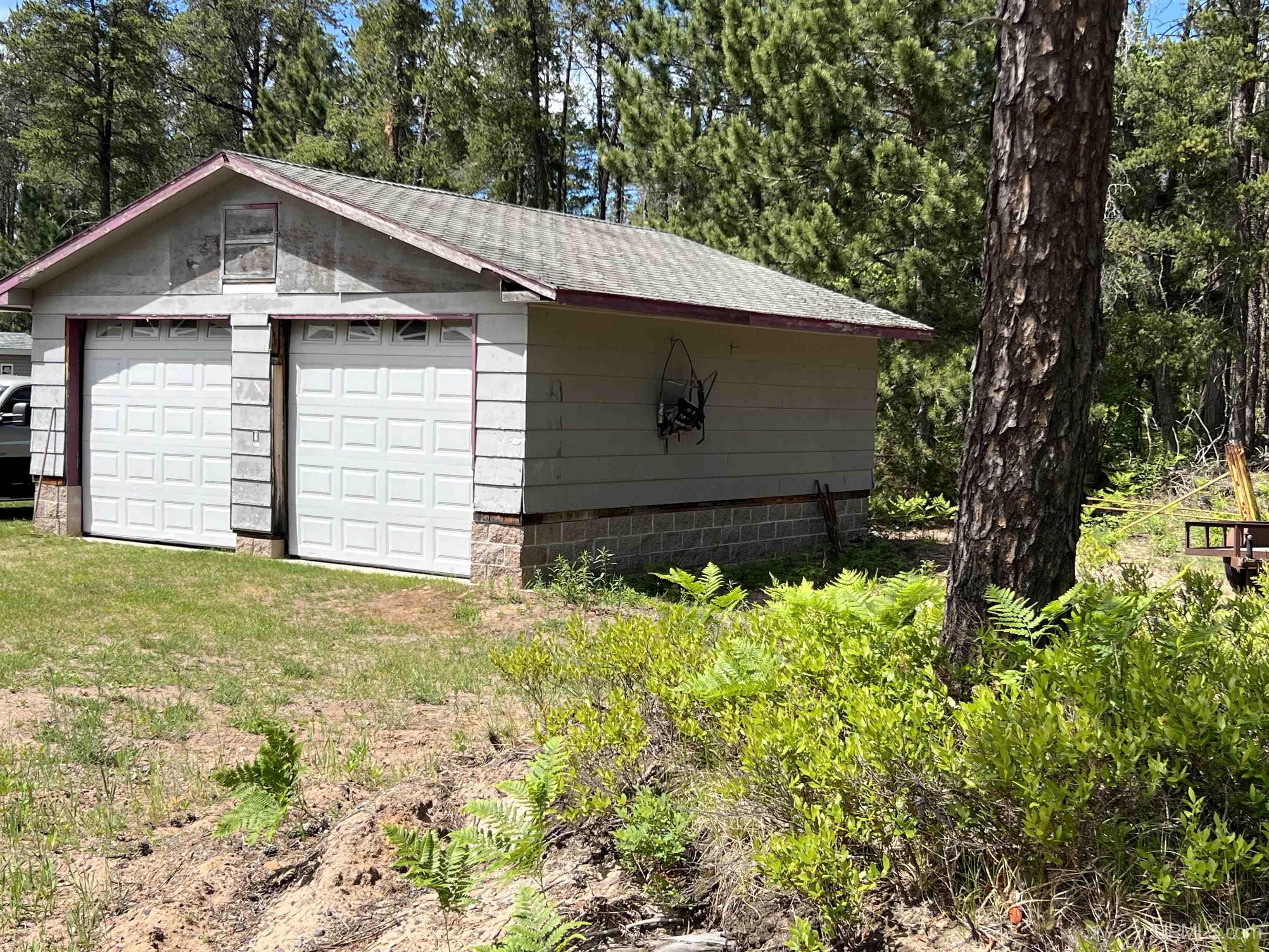 1289 E M28 Highway Property Photo 77