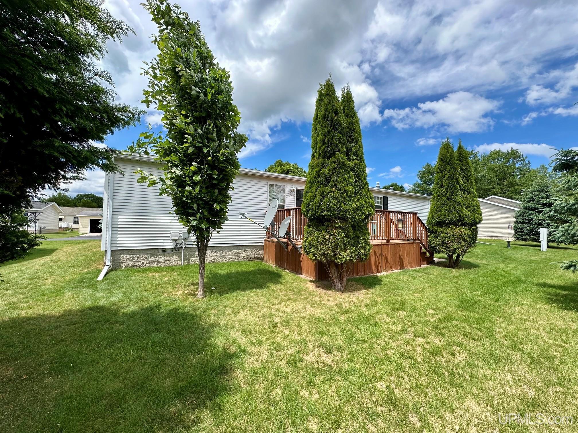 26 Kenneally Boulevard Property Photo 2