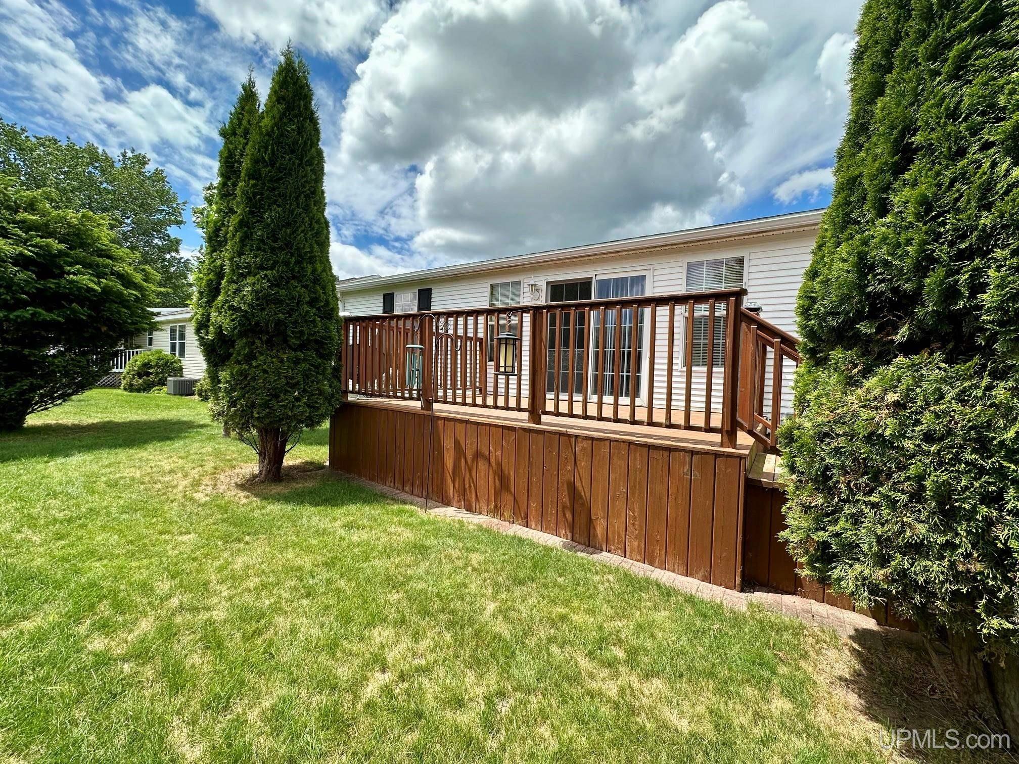 26 Kenneally Boulevard Property Photo 3