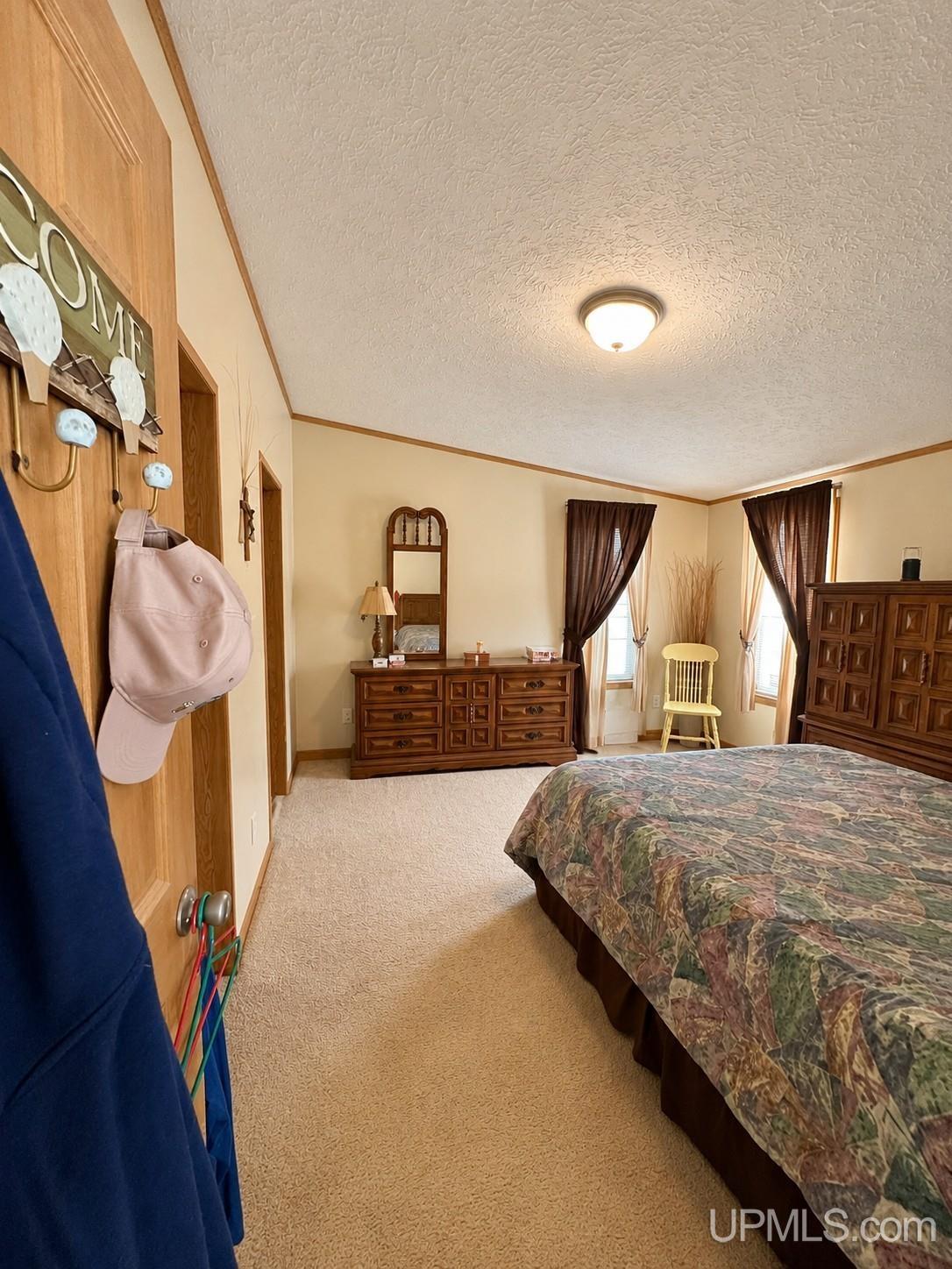 26 Kenneally Boulevard Property Photo 11