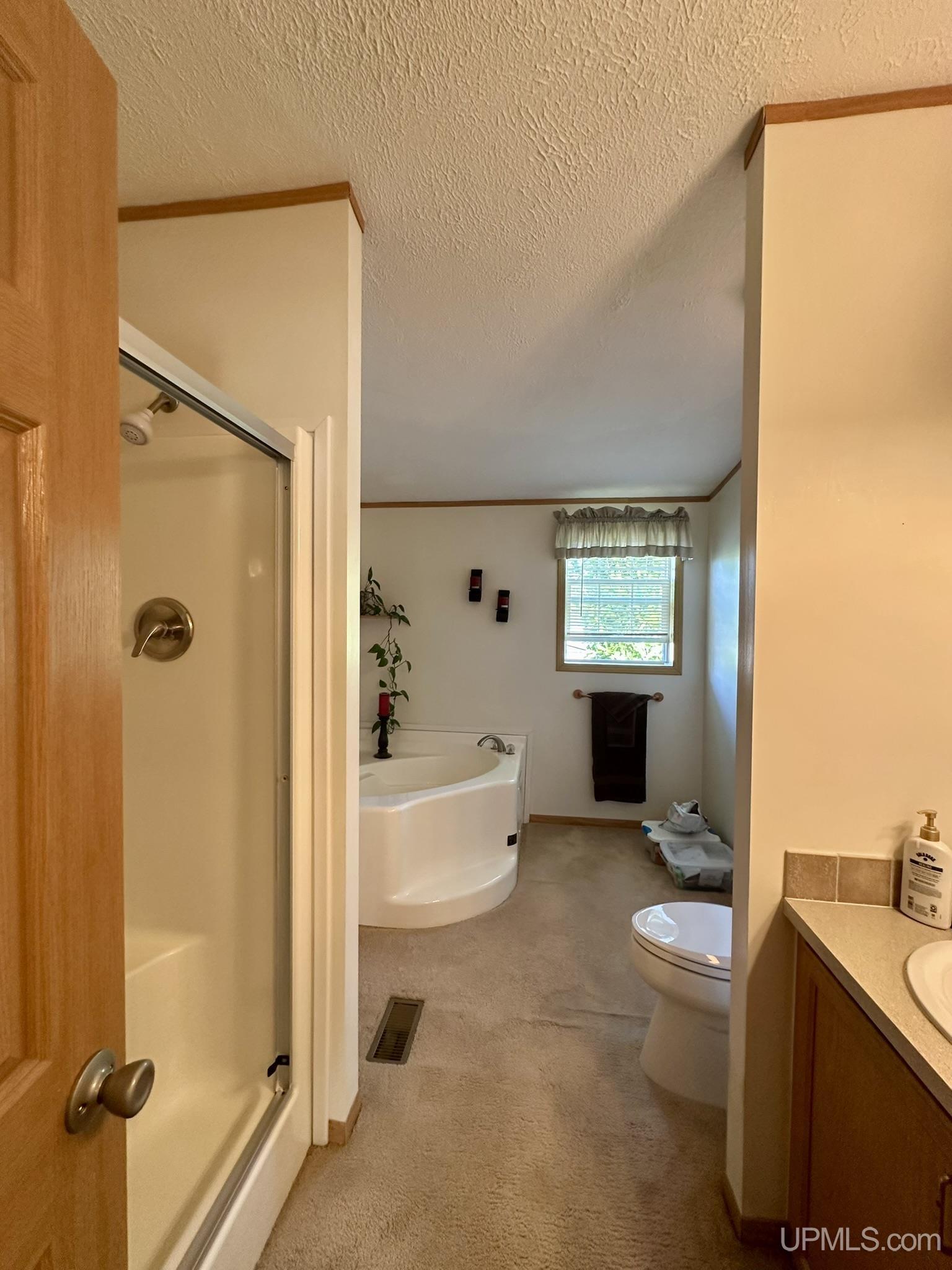 26 Kenneally Boulevard Property Photo 12