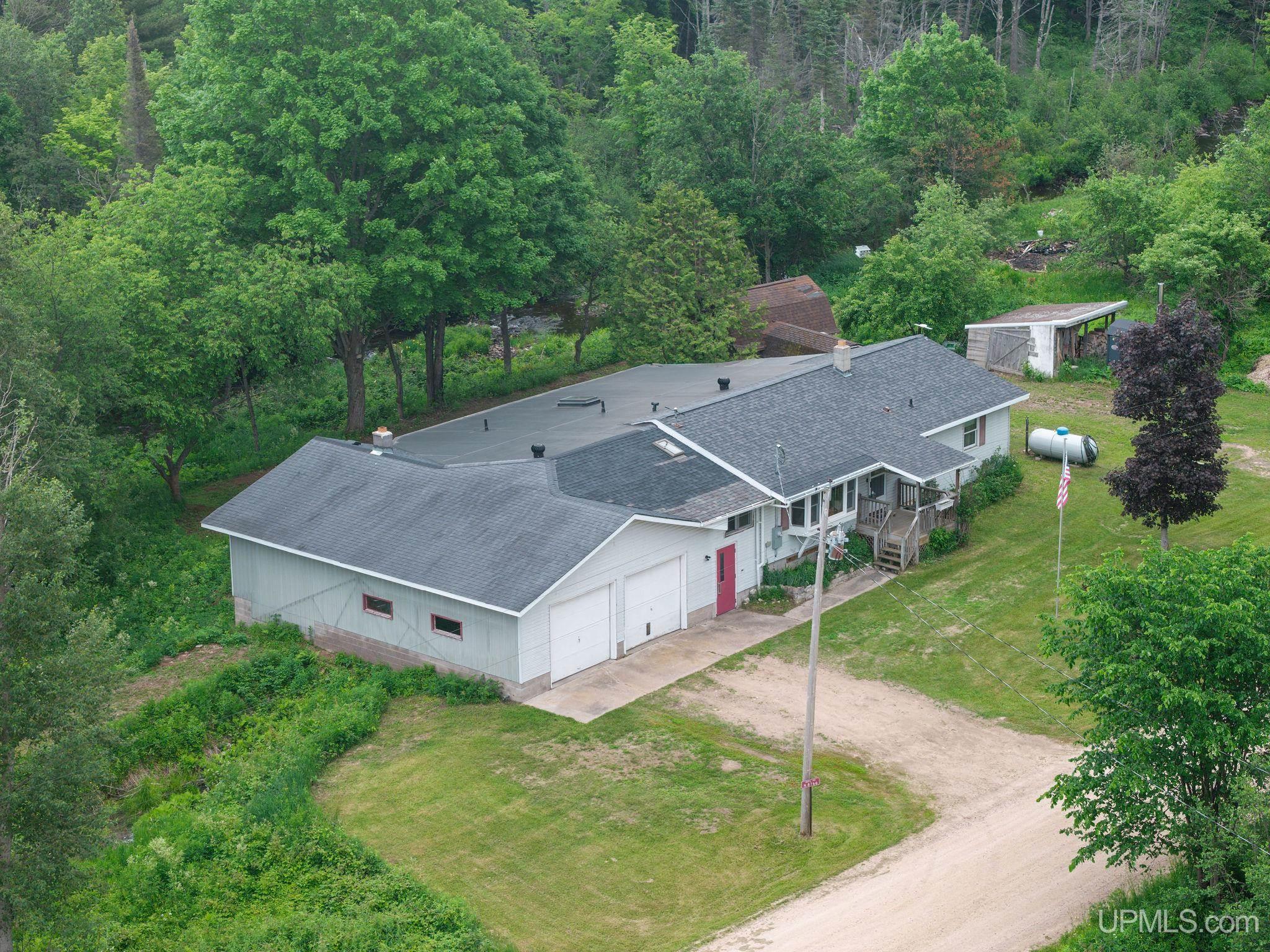 N8766 S Peter White Road Property Photo 1