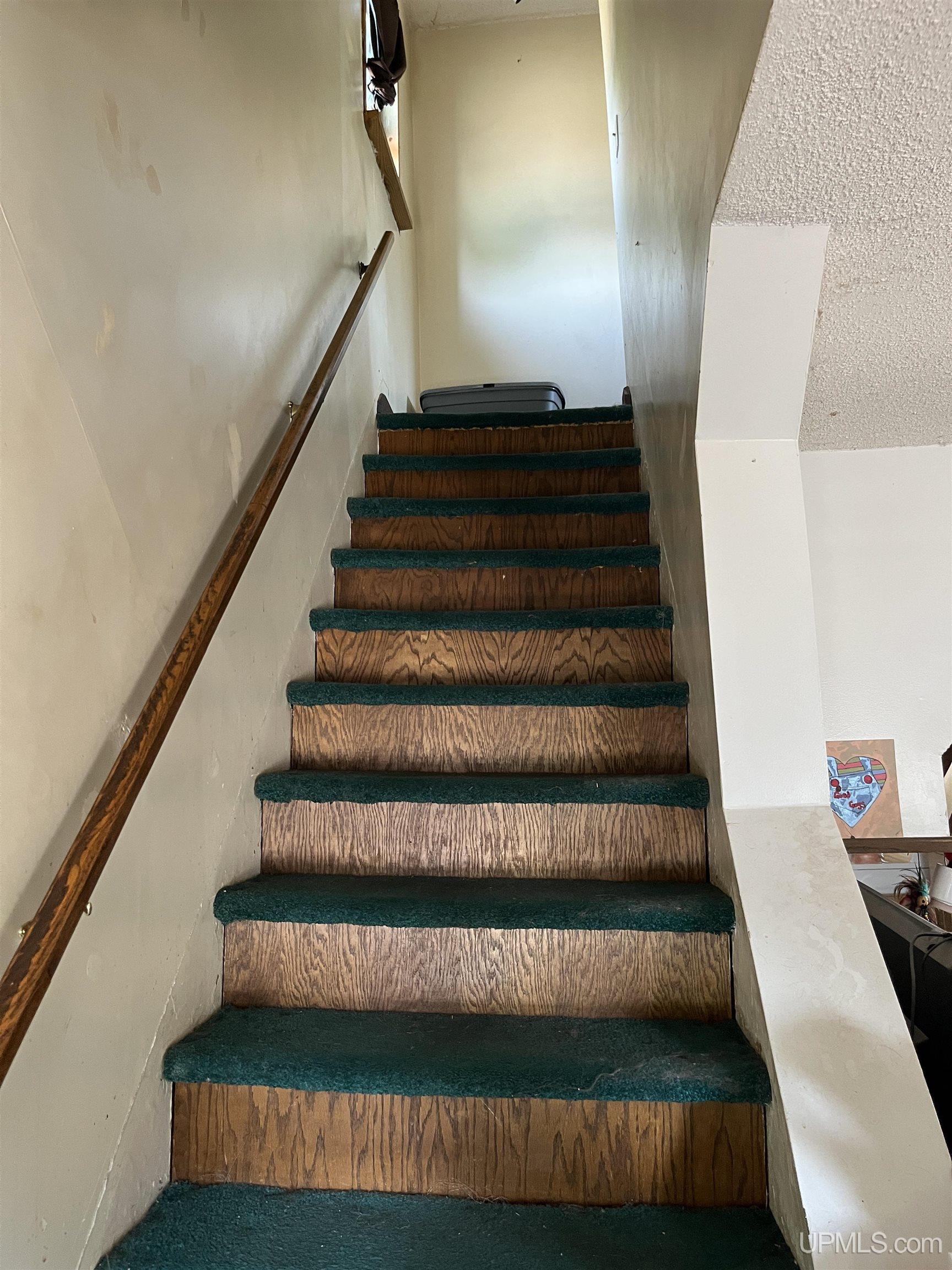 415 E High Street Property Photo 12