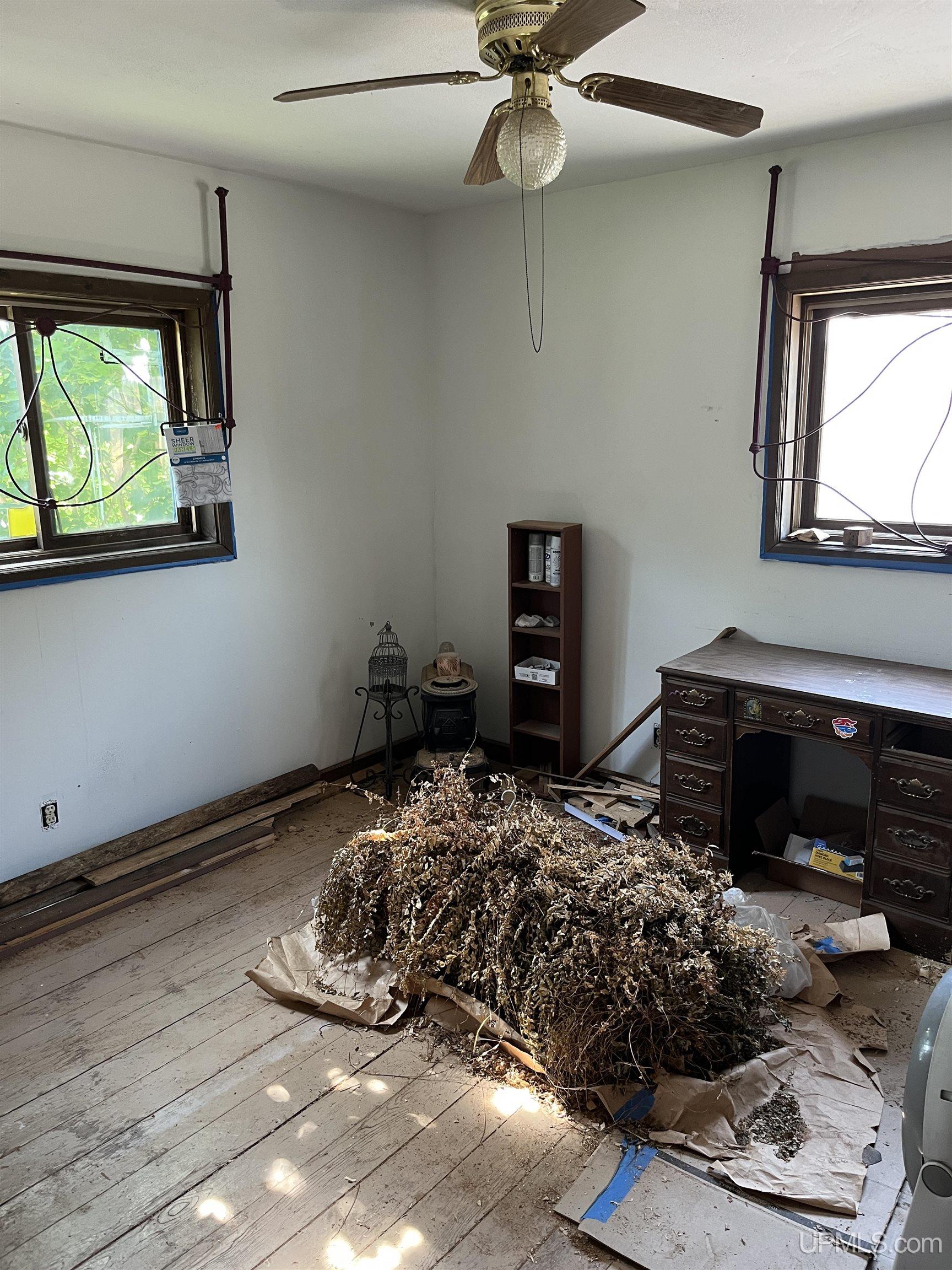 415 E High Street Property Photo 16