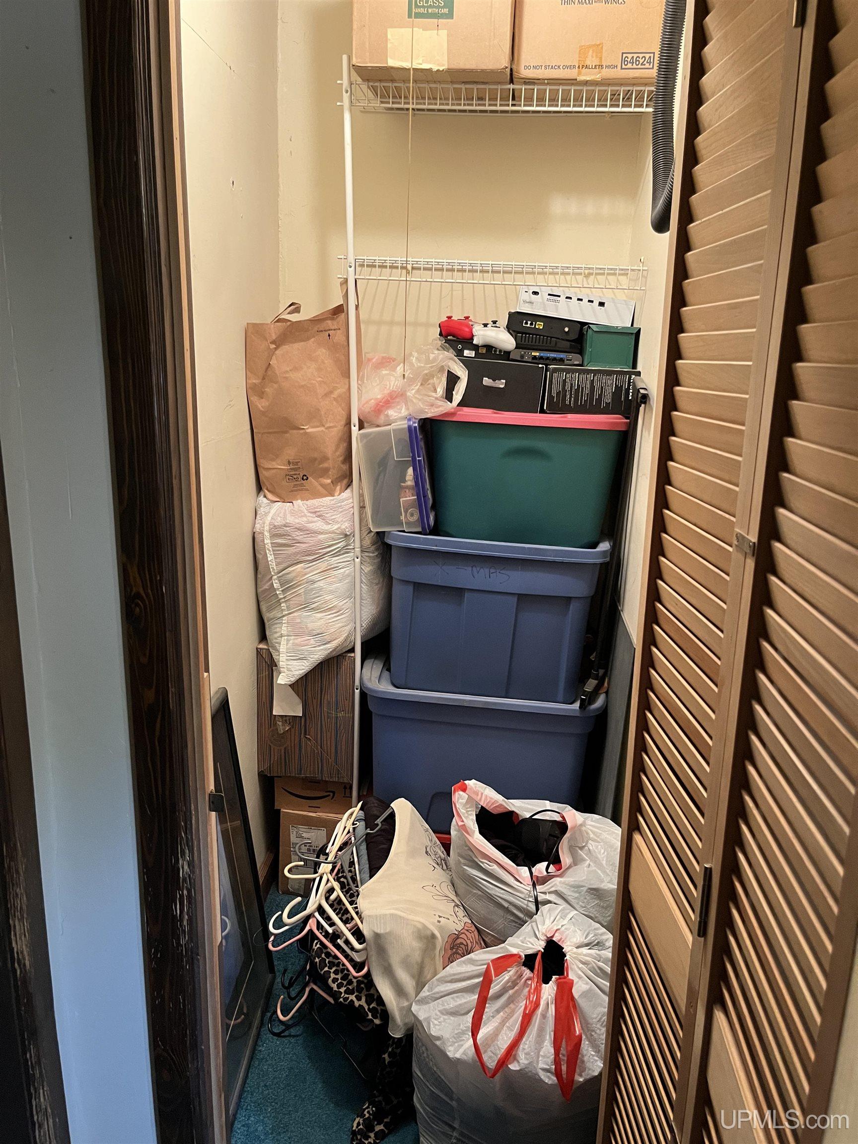 415 E High Street Property Photo 20