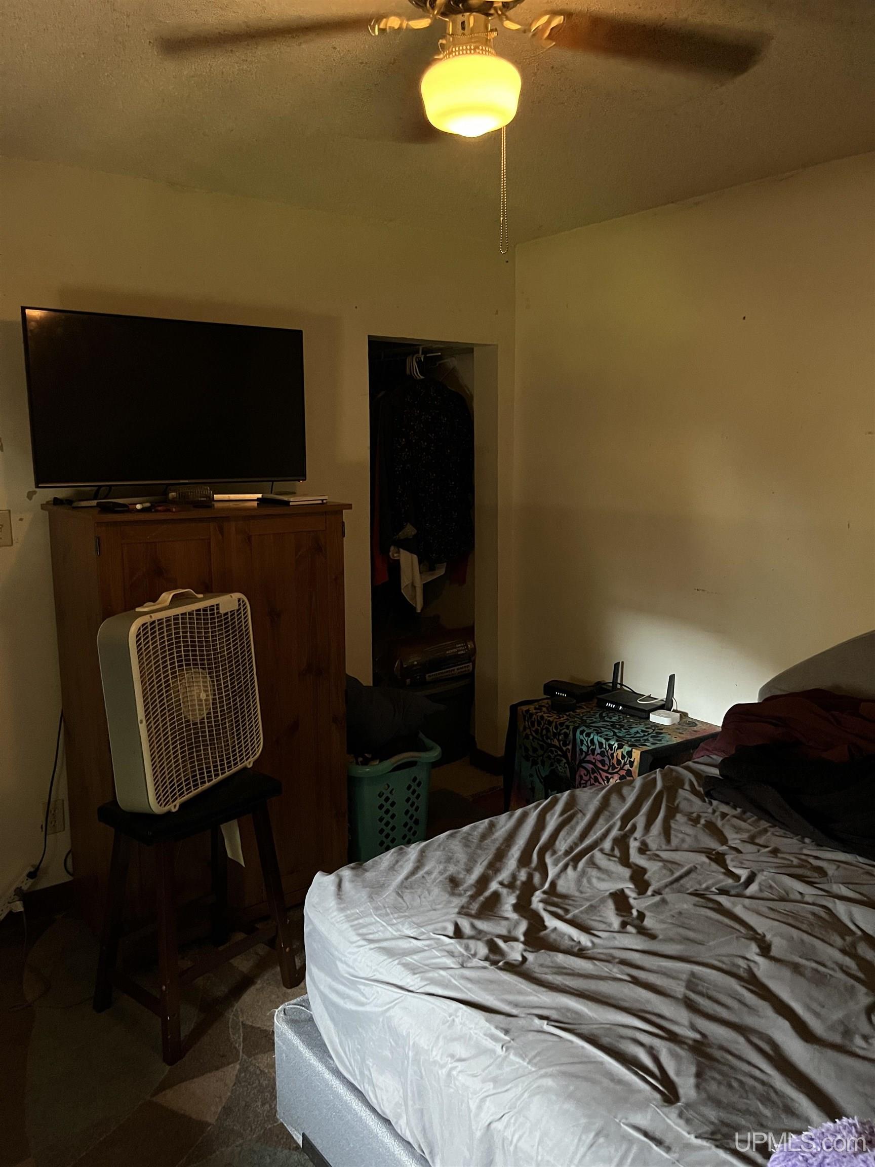 415 E High Street Property Photo 23
