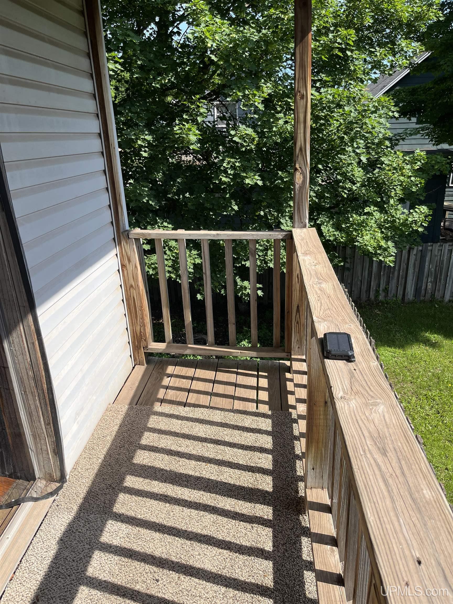 415 E High Street Property Photo 25