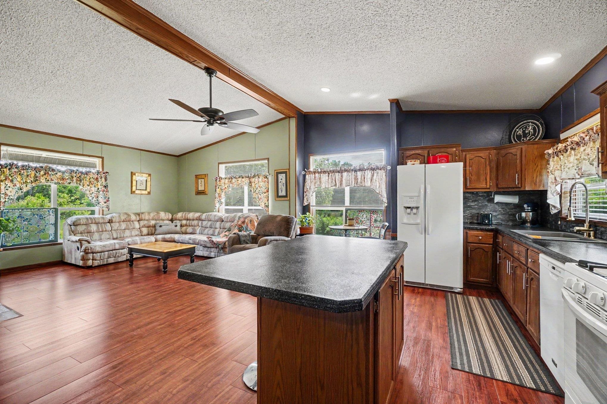 9145 Lydell Road Property Photo 11
