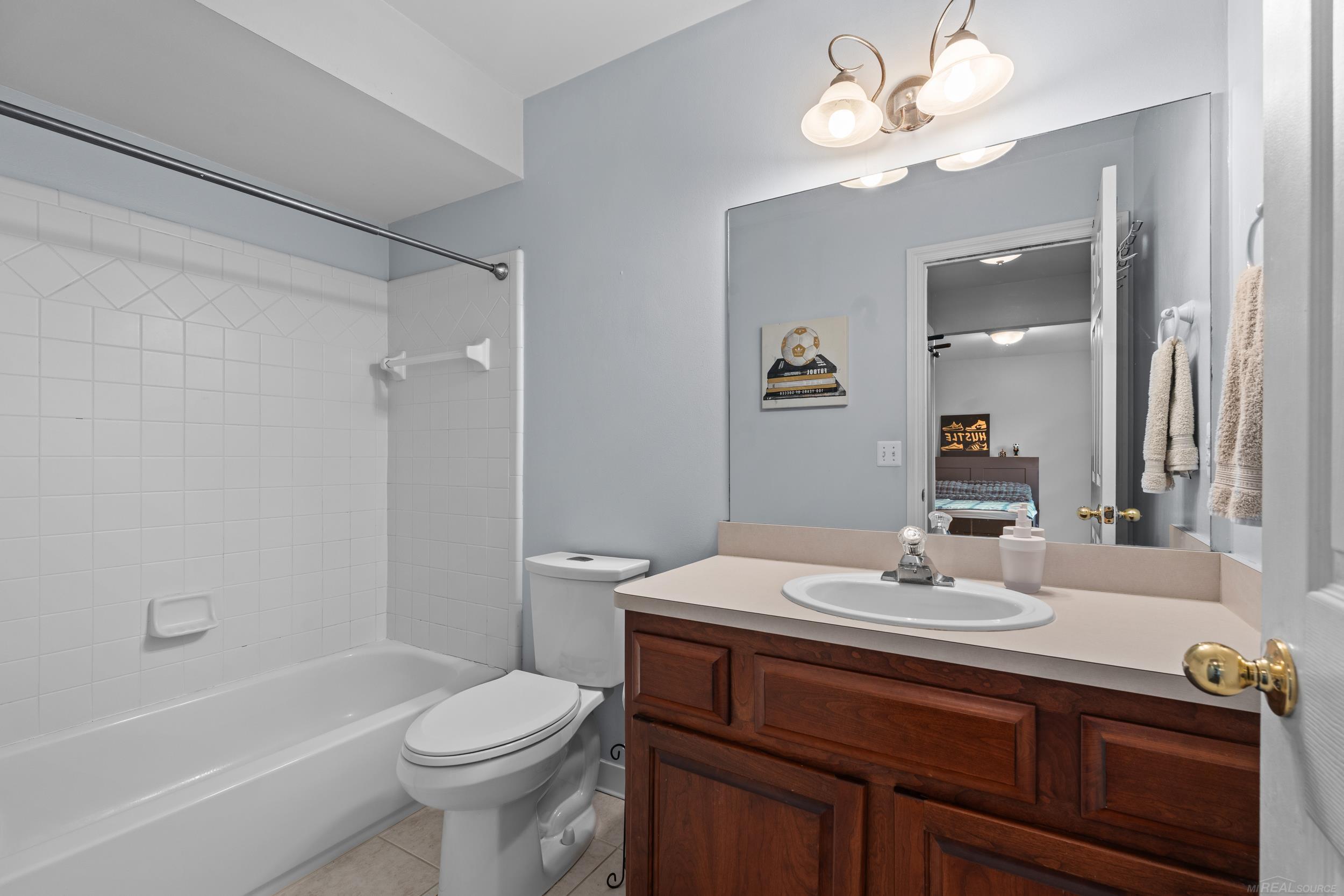 2250 Hawthorne Drive Property Photo 43