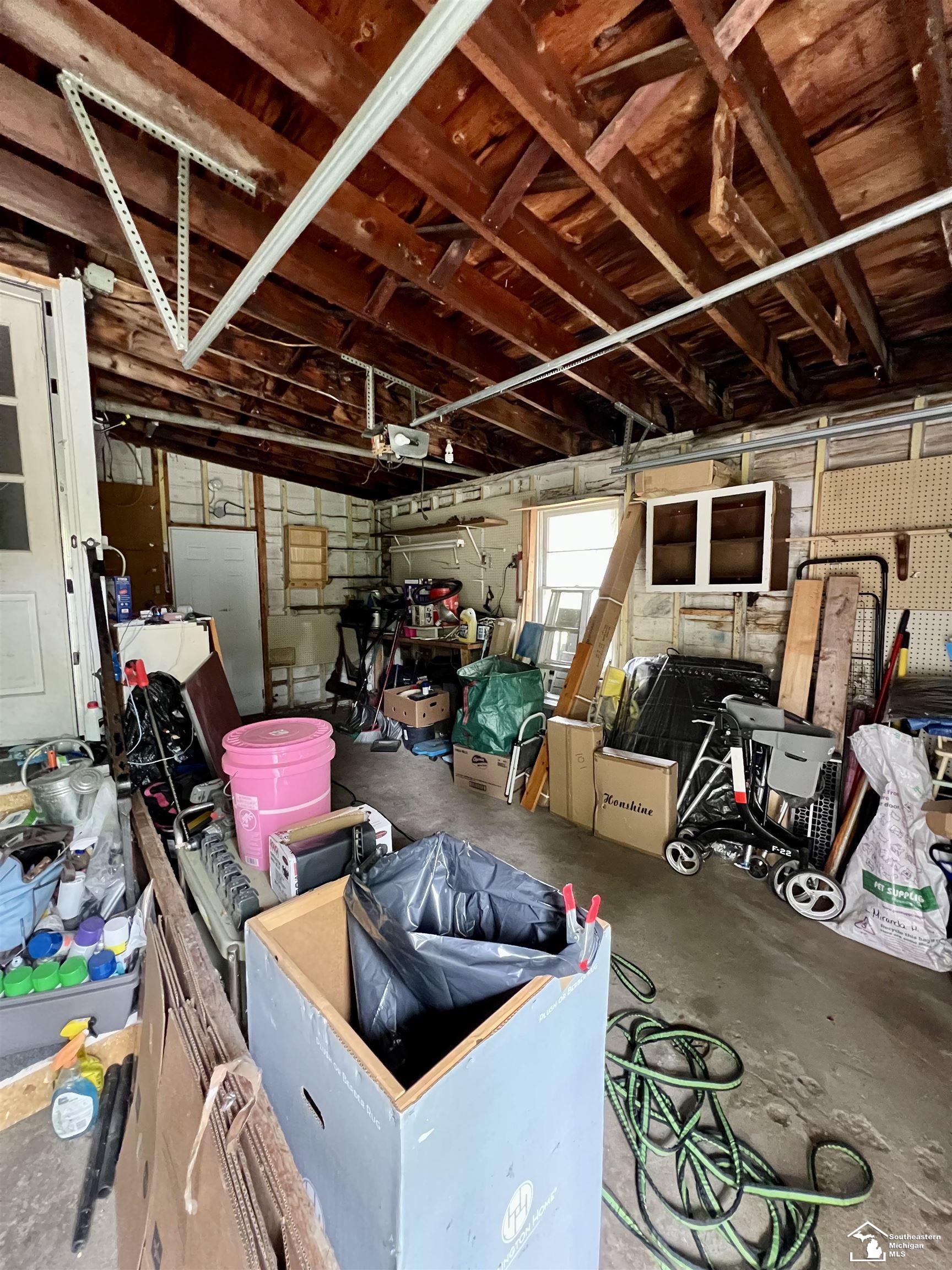 2288 Vivian Road Property Photo 8