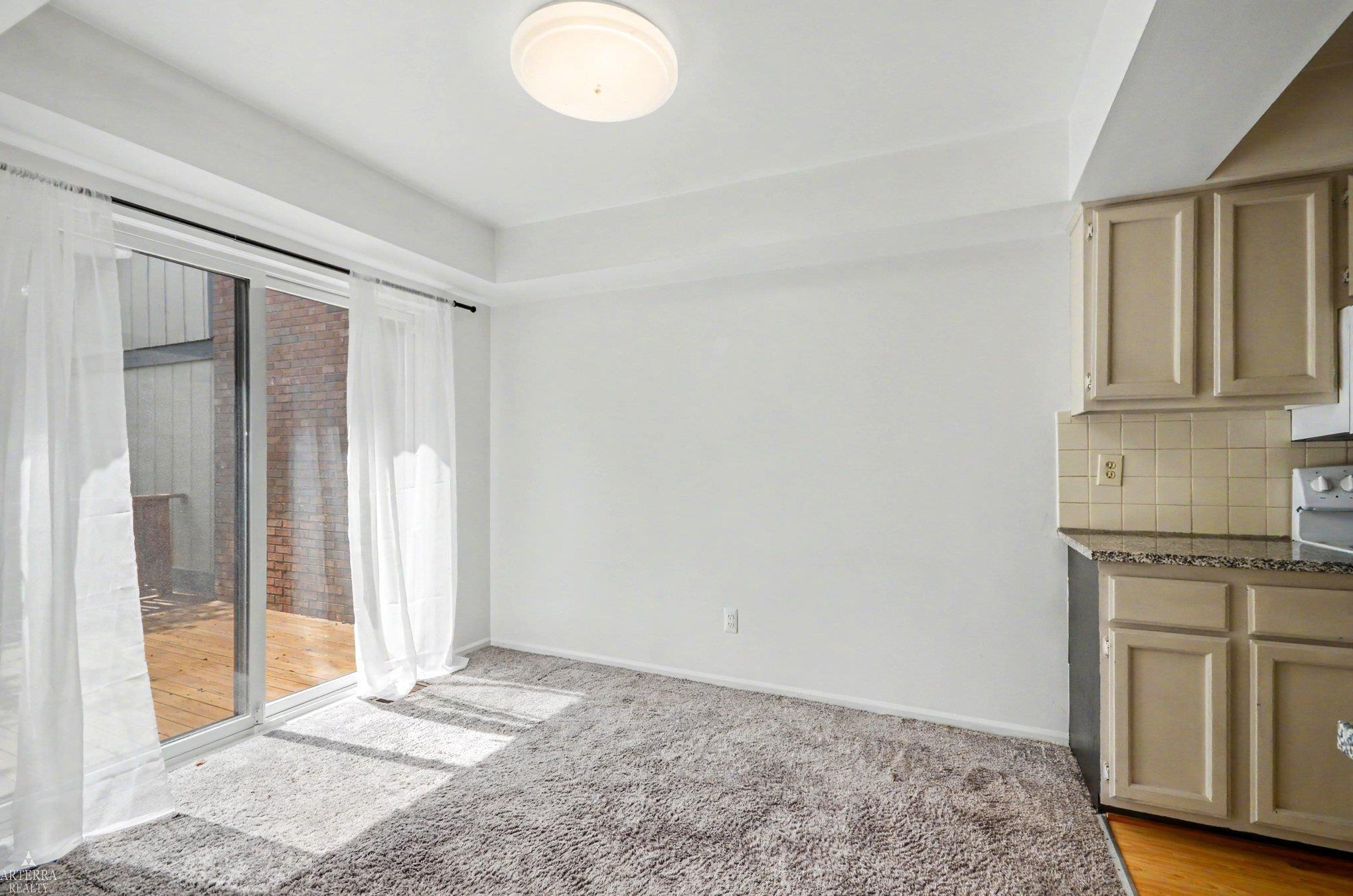 32 Meadow Wood Drive Property Photo 10