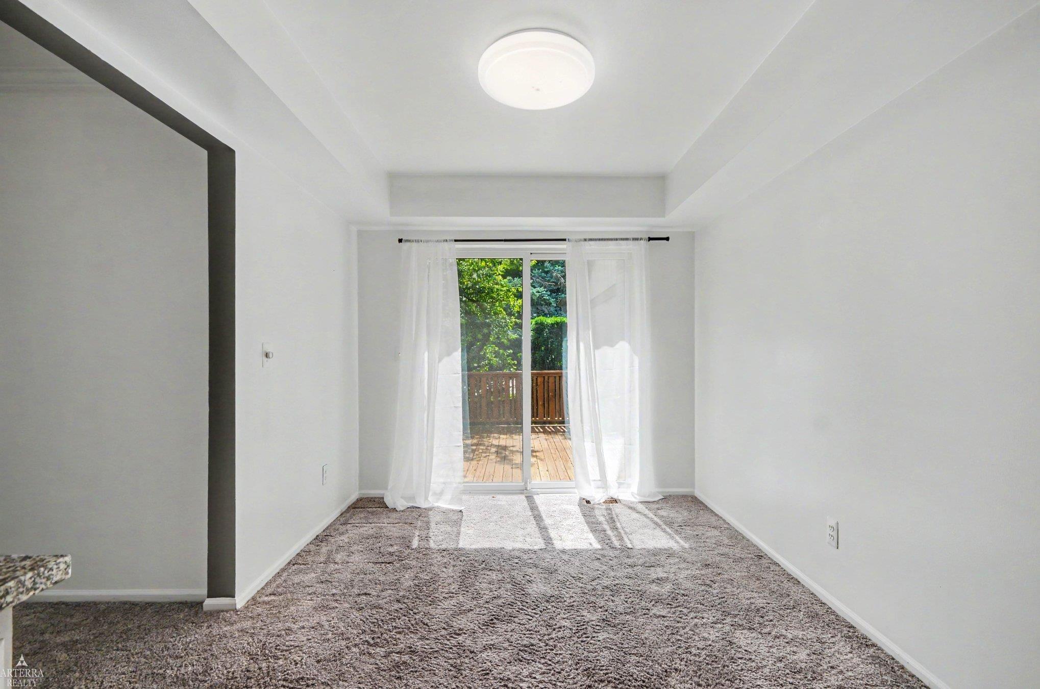 32 Meadow Wood Drive Property Photo 11
