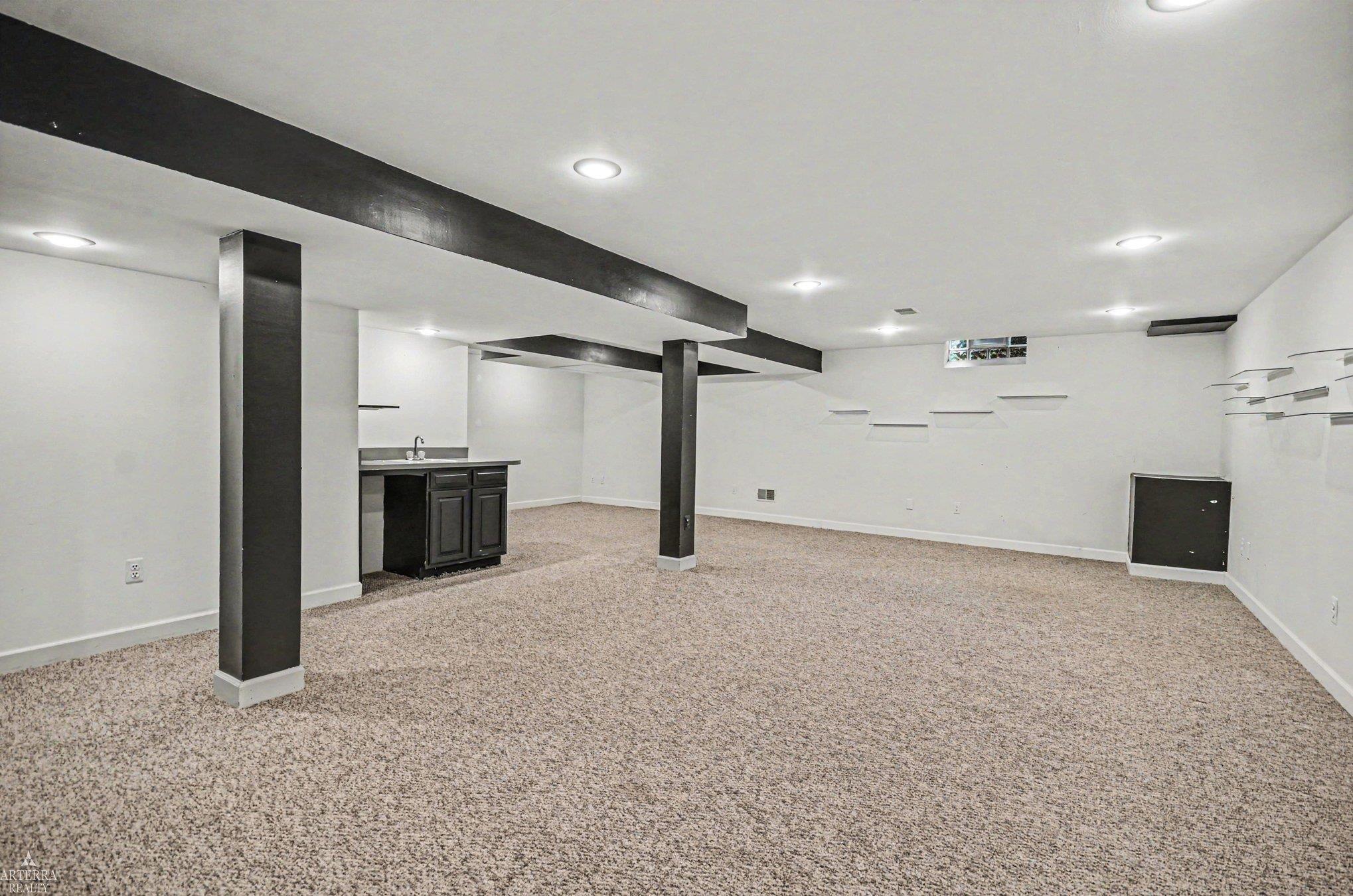 32 Meadow Wood Drive Property Photo 18