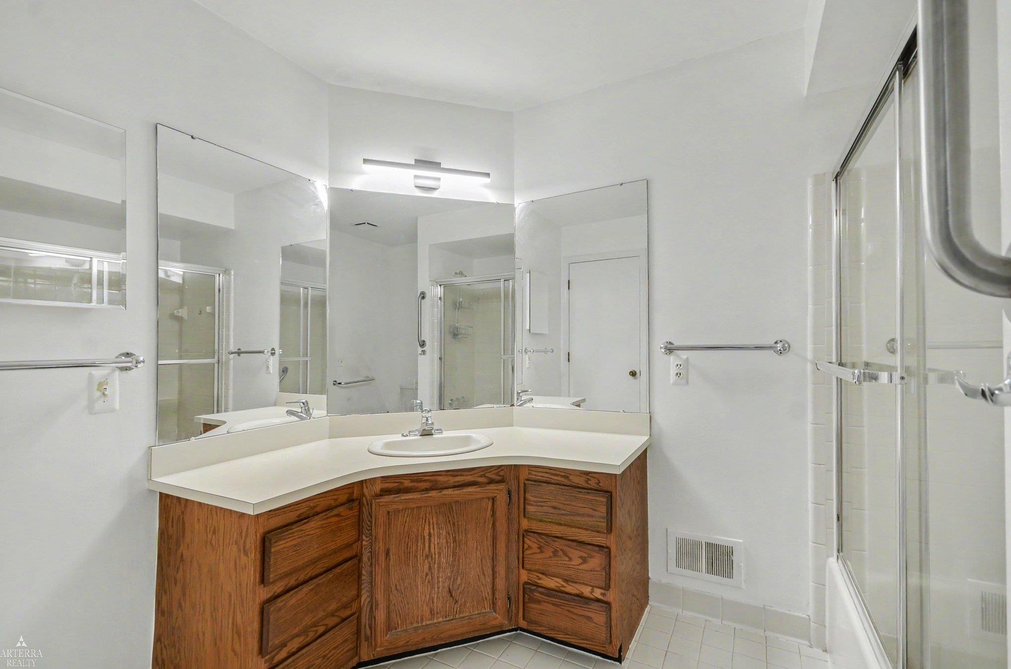 32 Meadow Wood Drive Property Photo 20