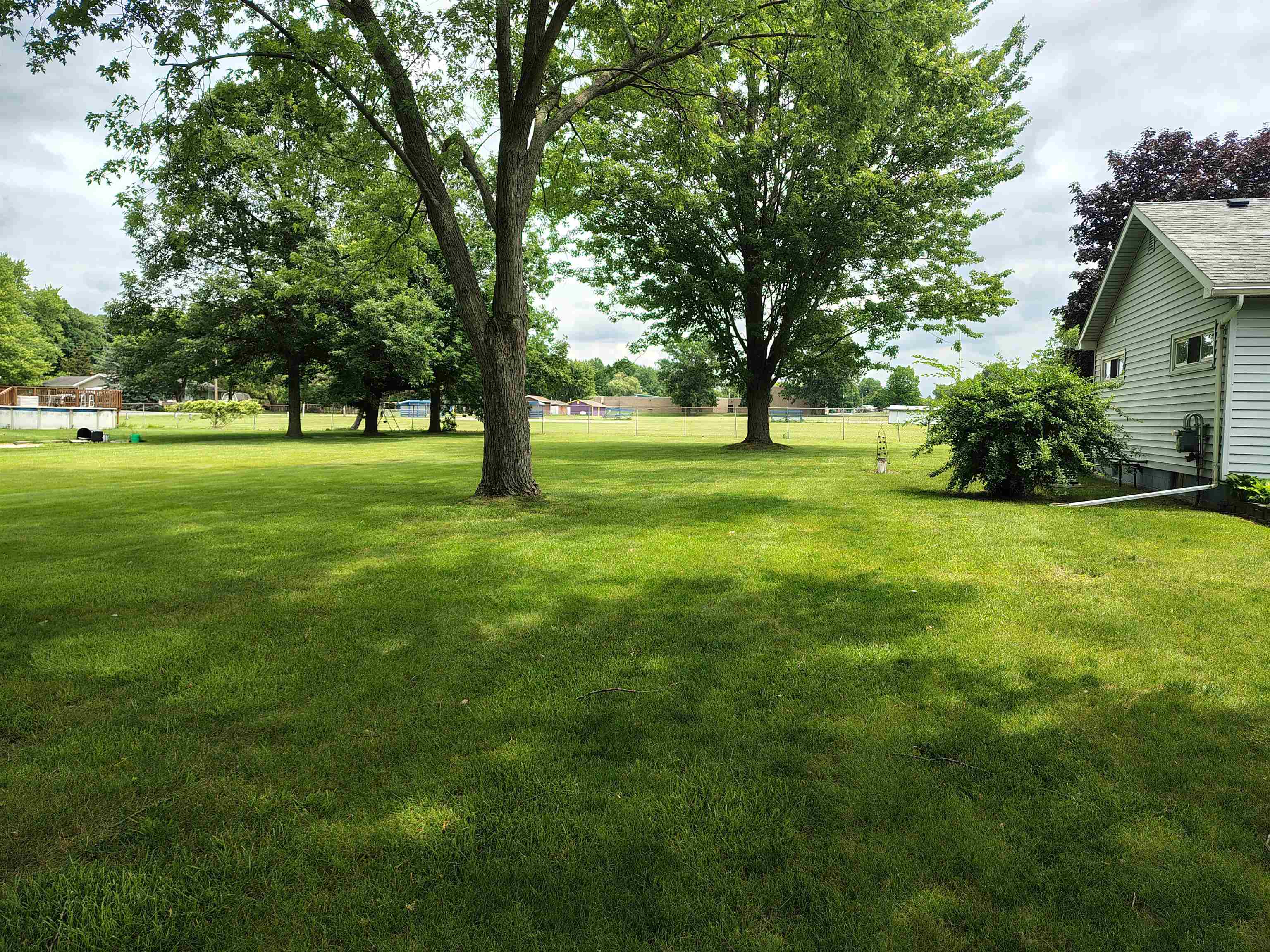 905 Dexter Drive Property Photo 5