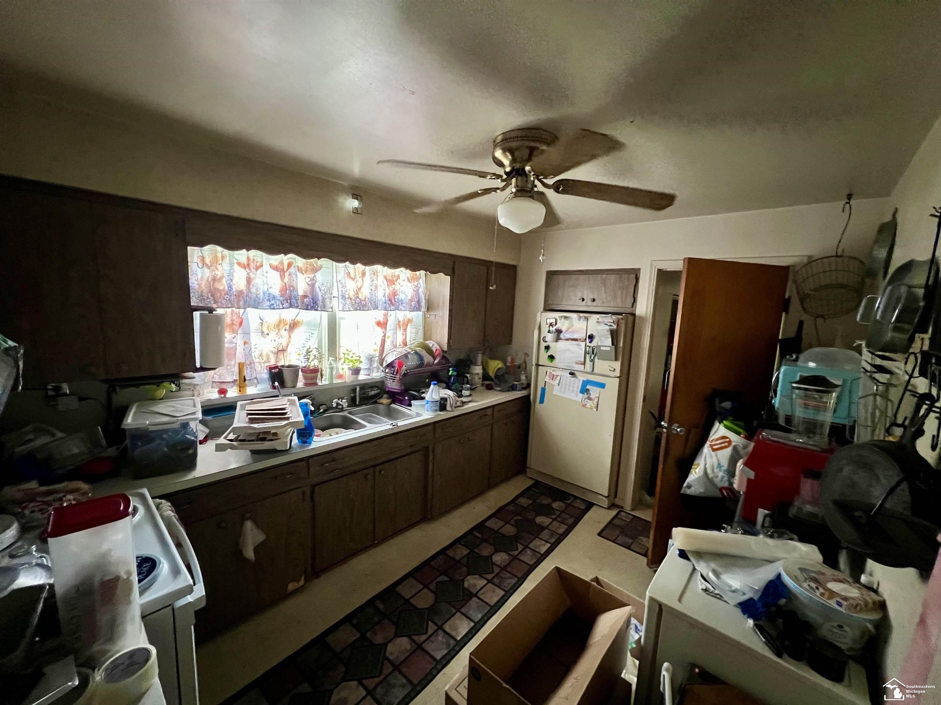 2288 Vivian Road Property Photo 6