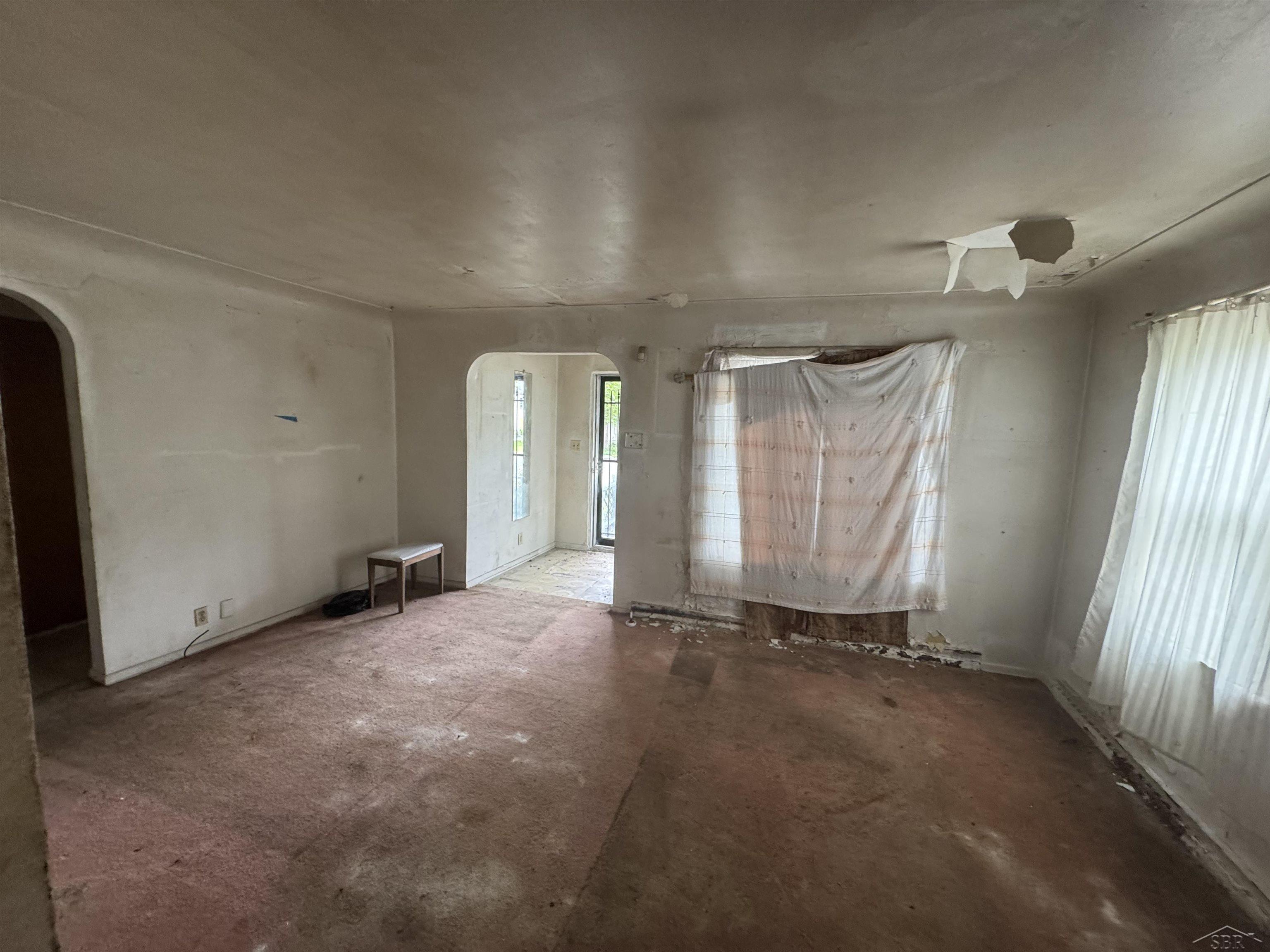 4115 Hess Avenue Property Photo 4