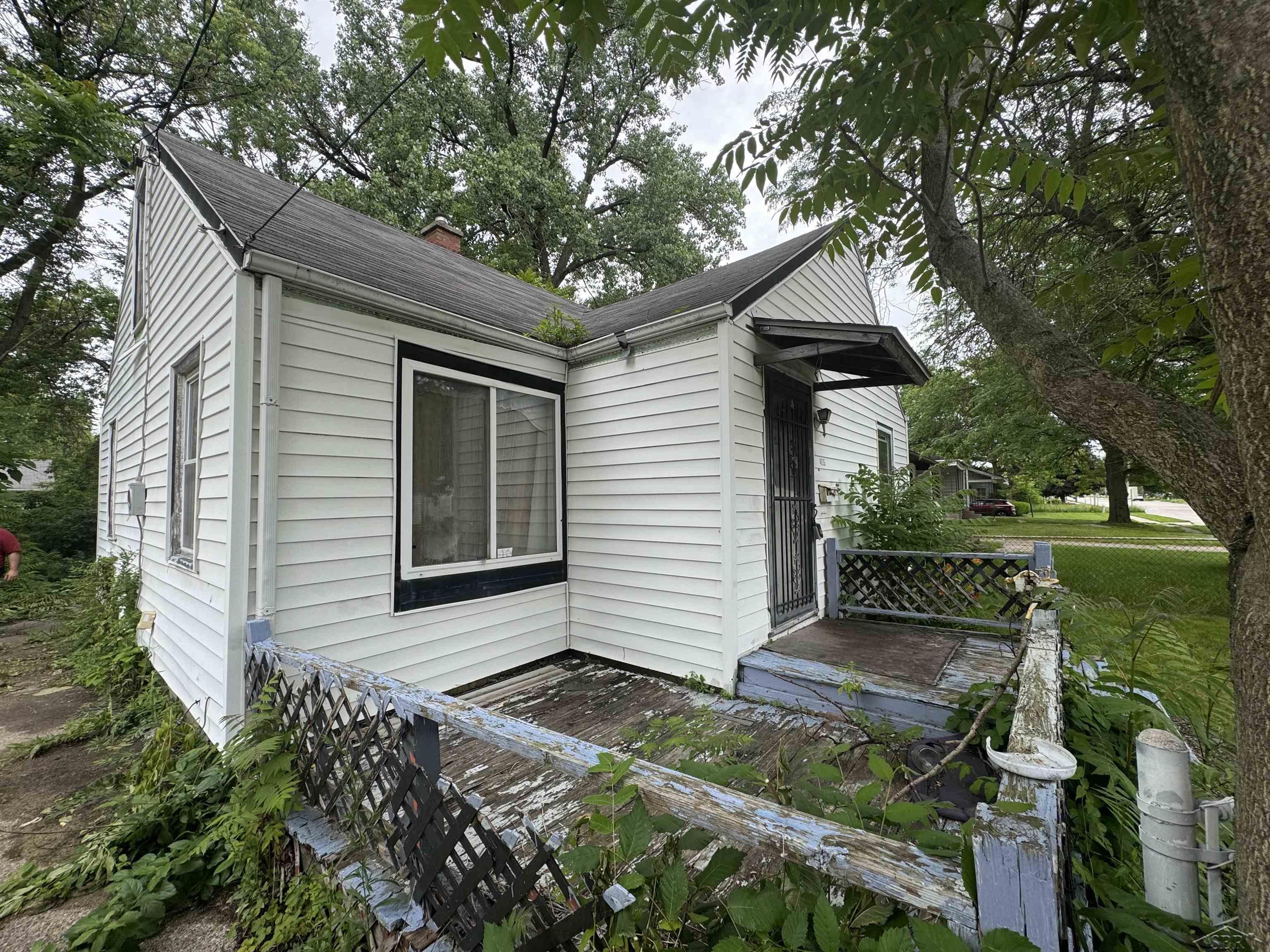4115 Hess Avenue Property Photo 8