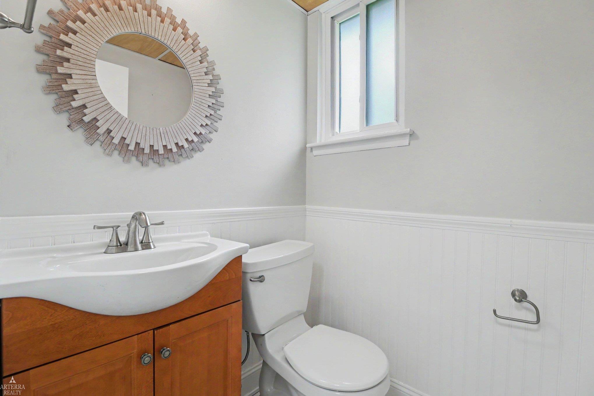 23425 Barfield Street Property Photo 8
