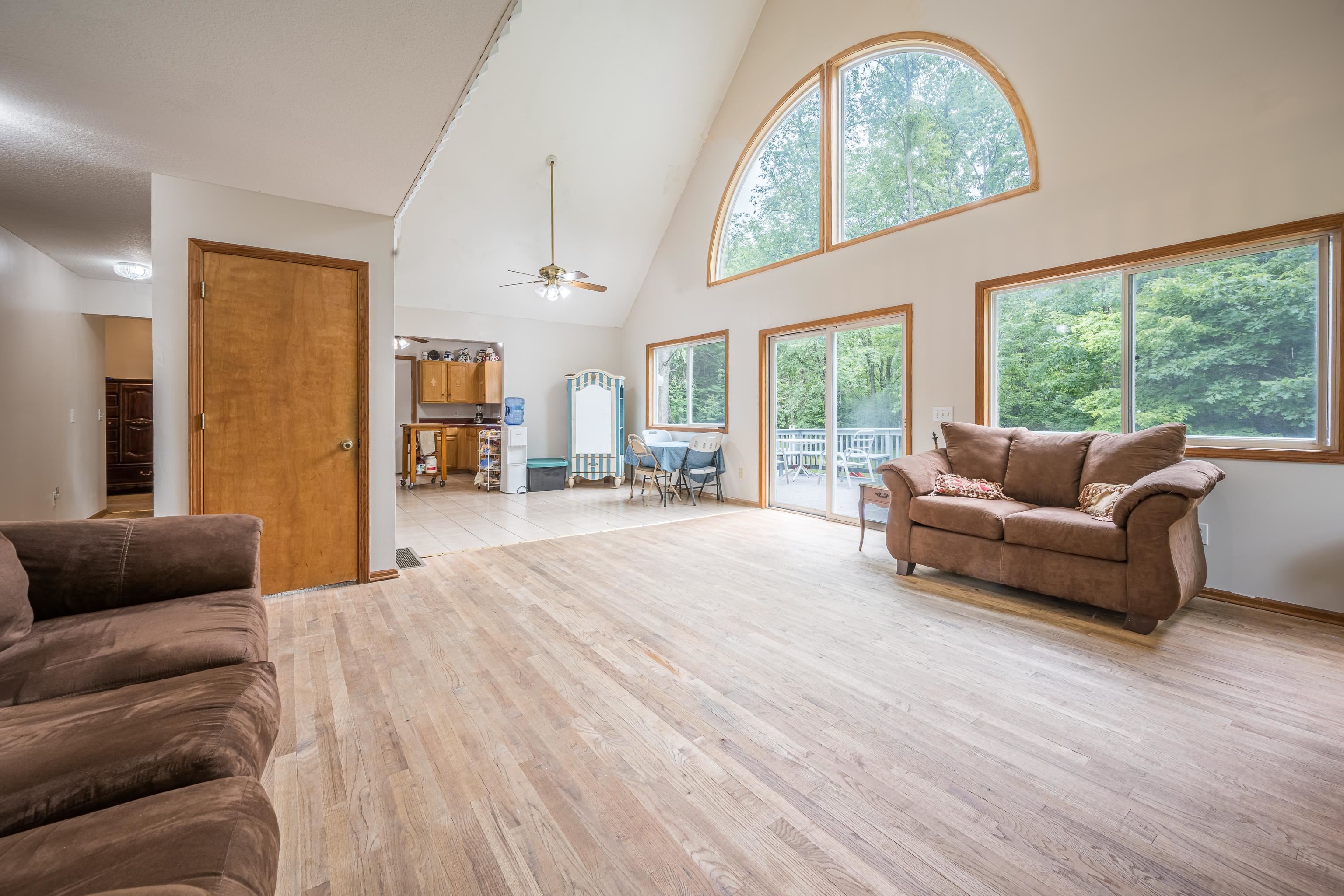 6655 Cedarhurst Drive Property Photo 9