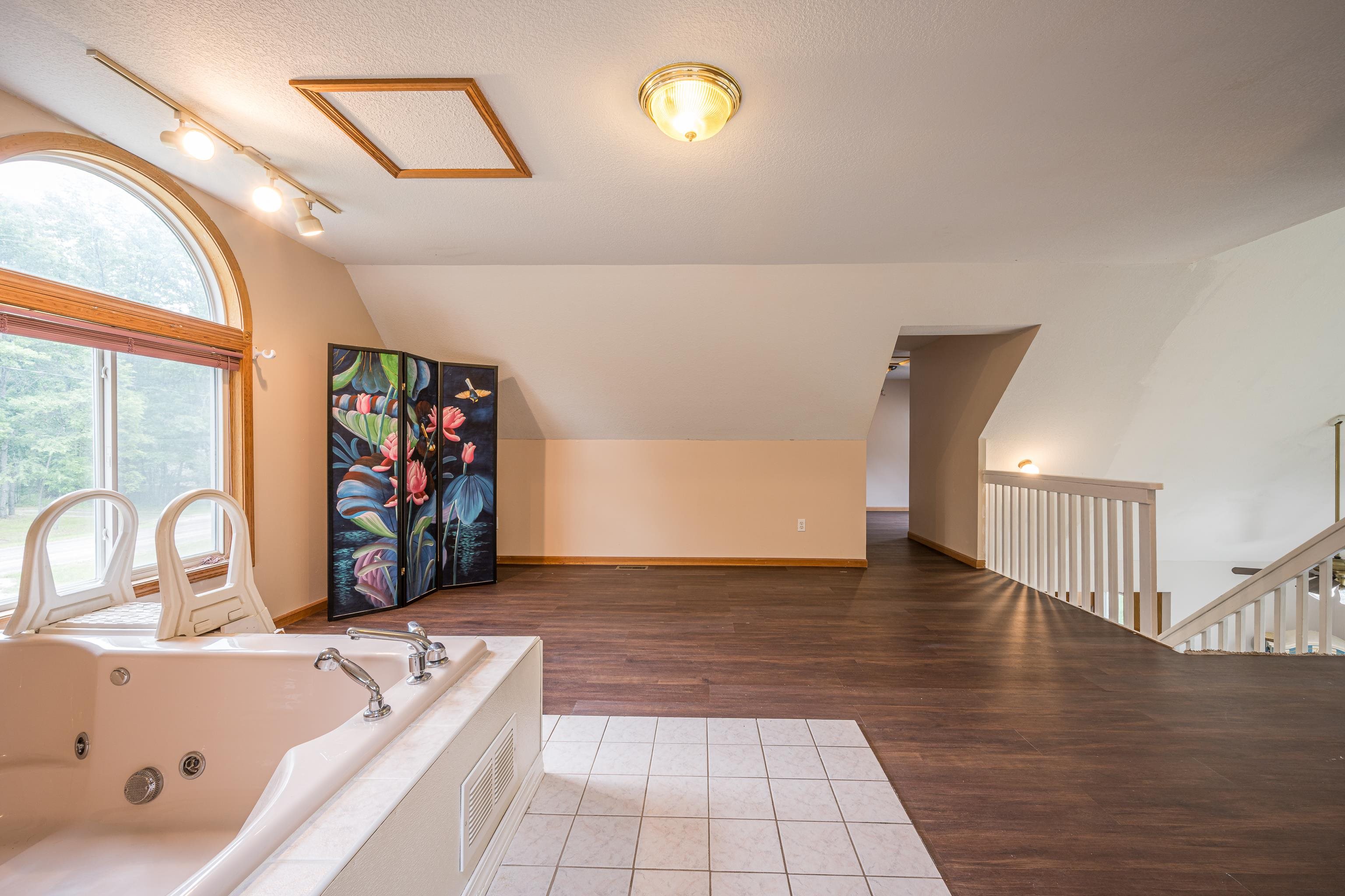 6655 Cedarhurst Drive Property Photo 28