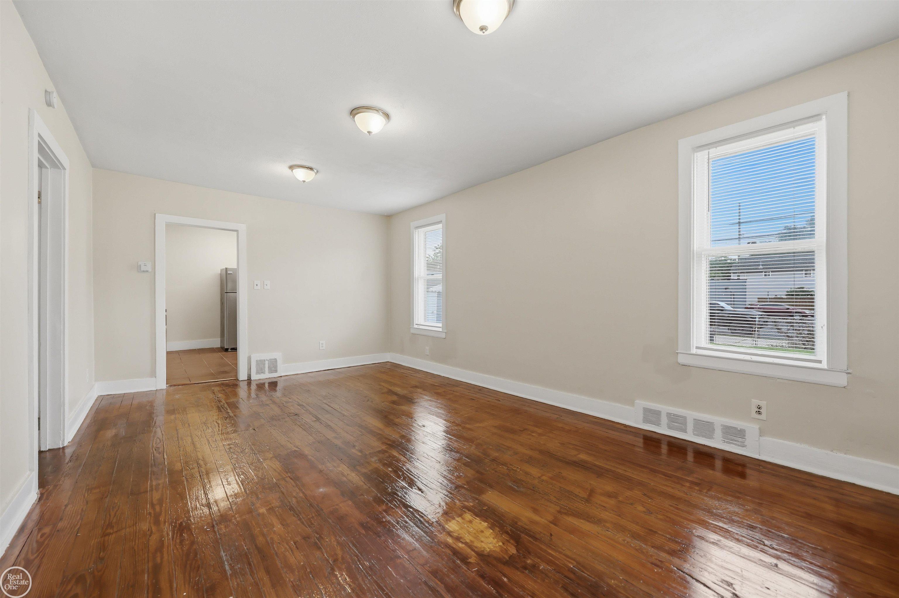 434 Camden Street Property Photo 3