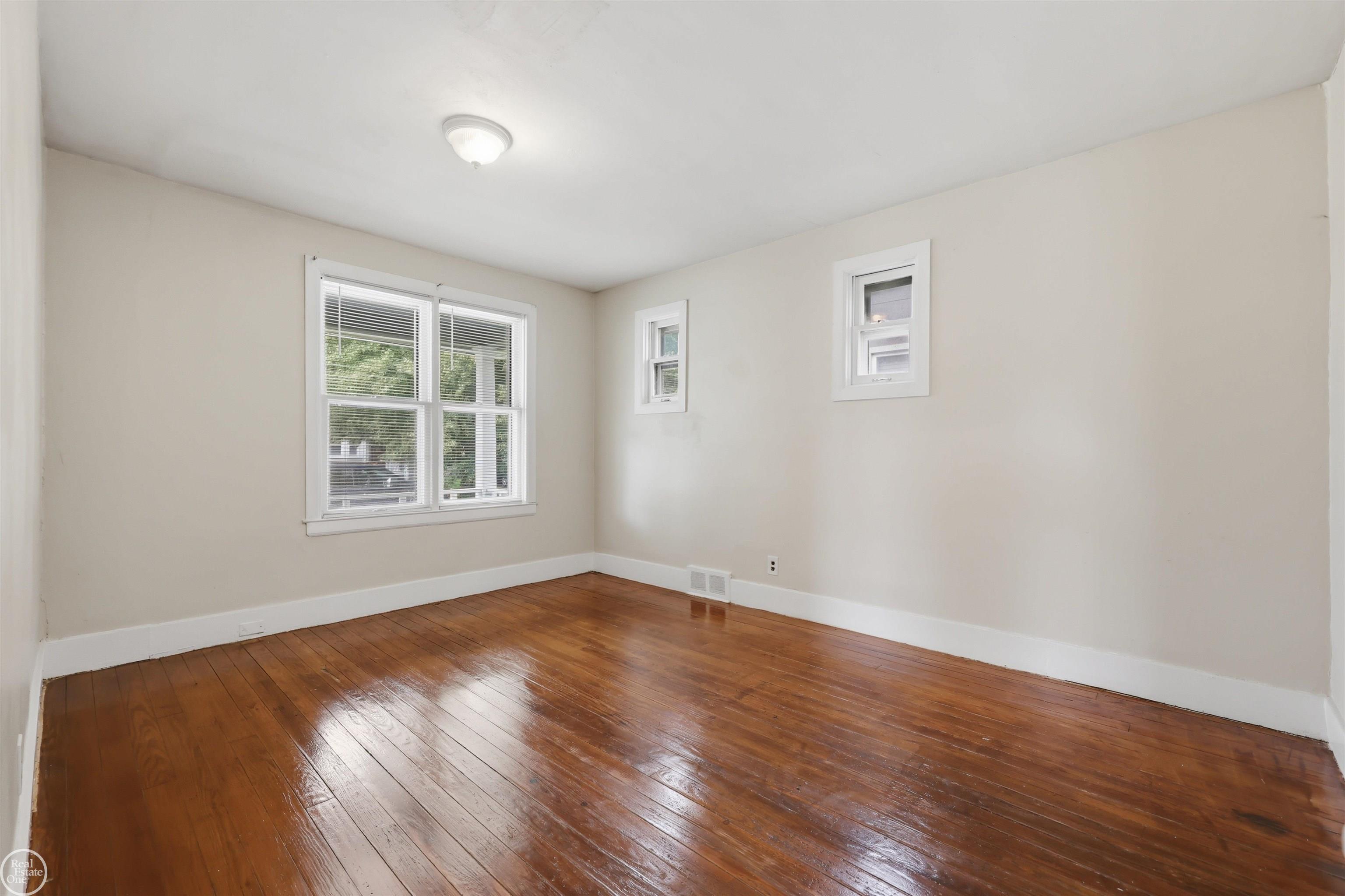 434 Camden Street Property Photo 6