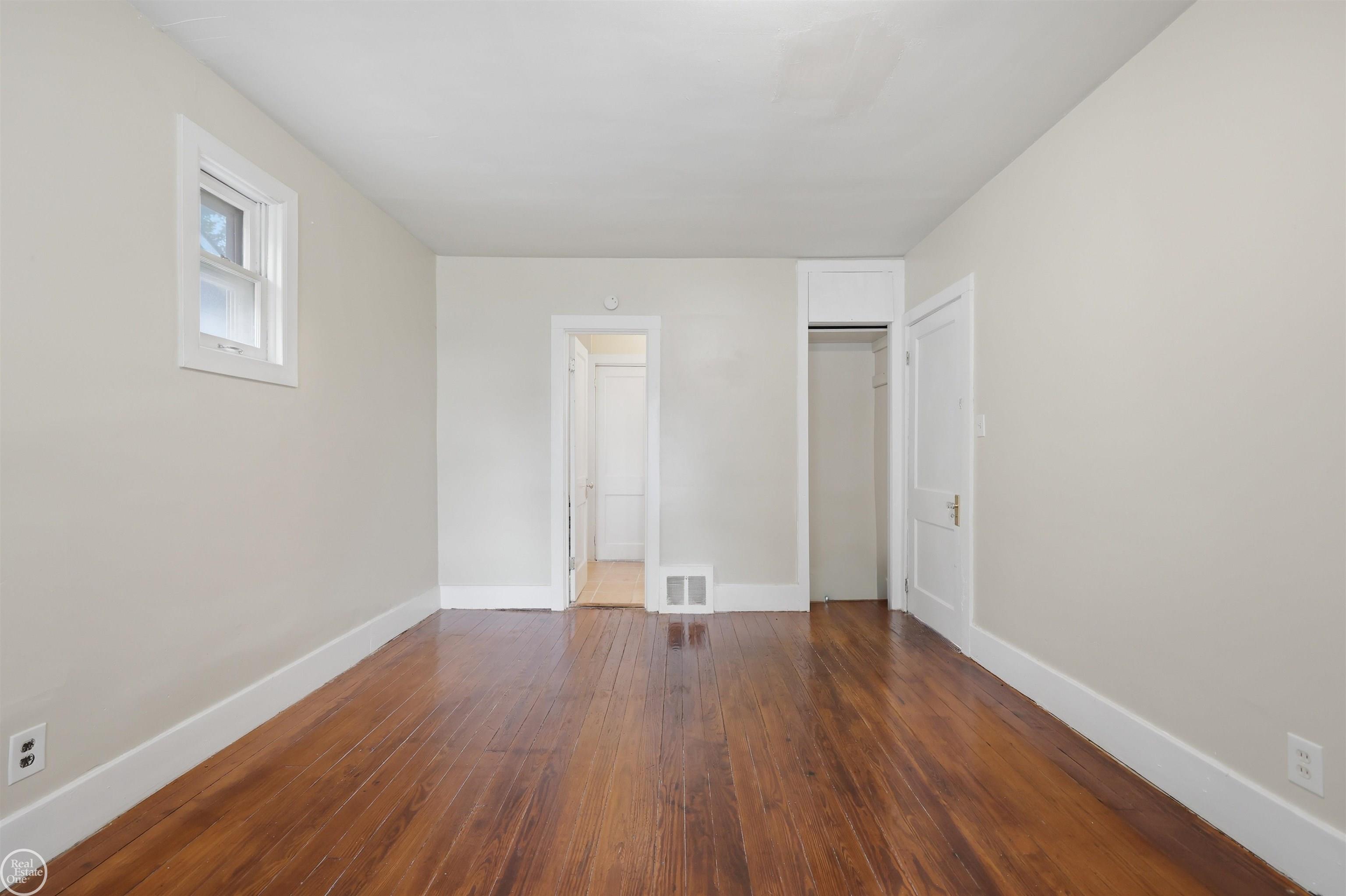 434 Camden Street Property Photo 7