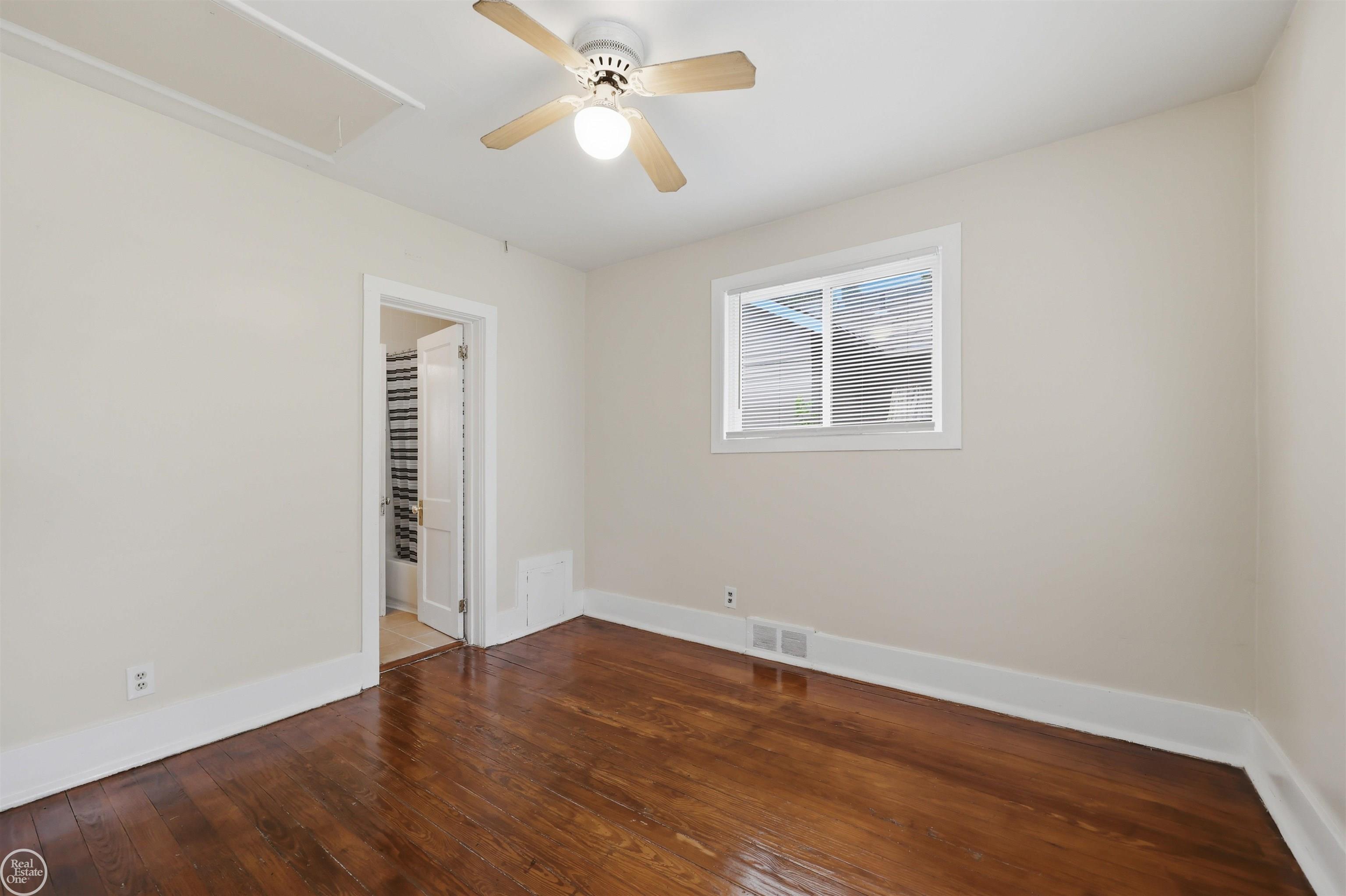 434 Camden Street Property Photo 11