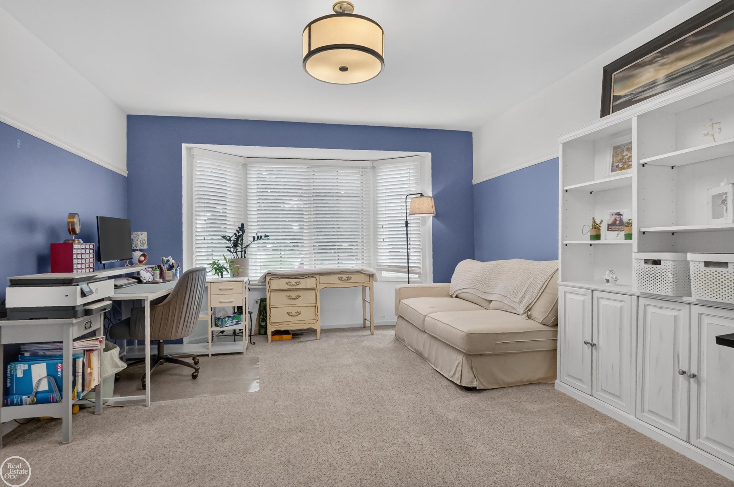 20415 Balmoral Drive Property Photo 7