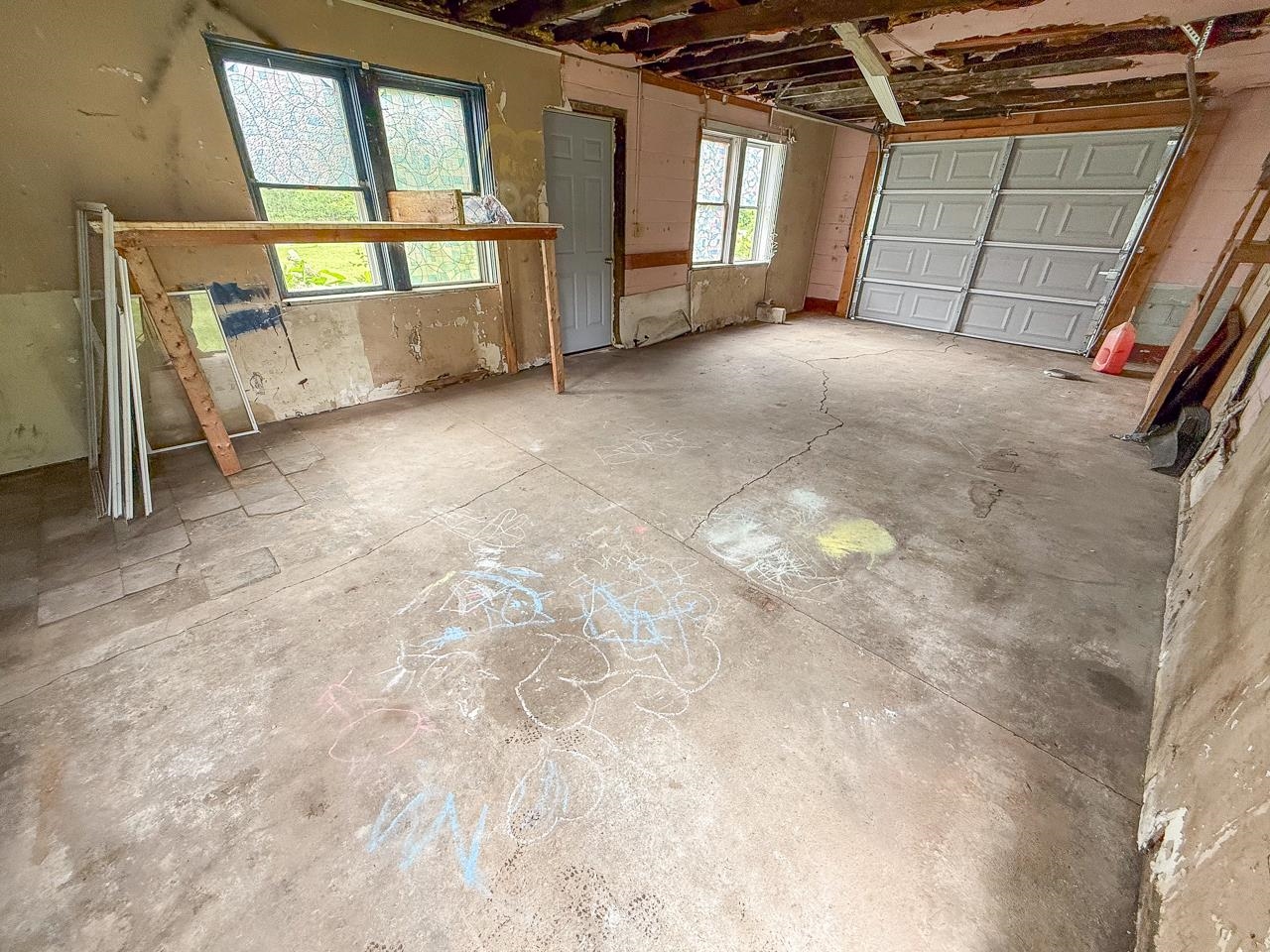3102 W Saginaw Road Property Photo 10