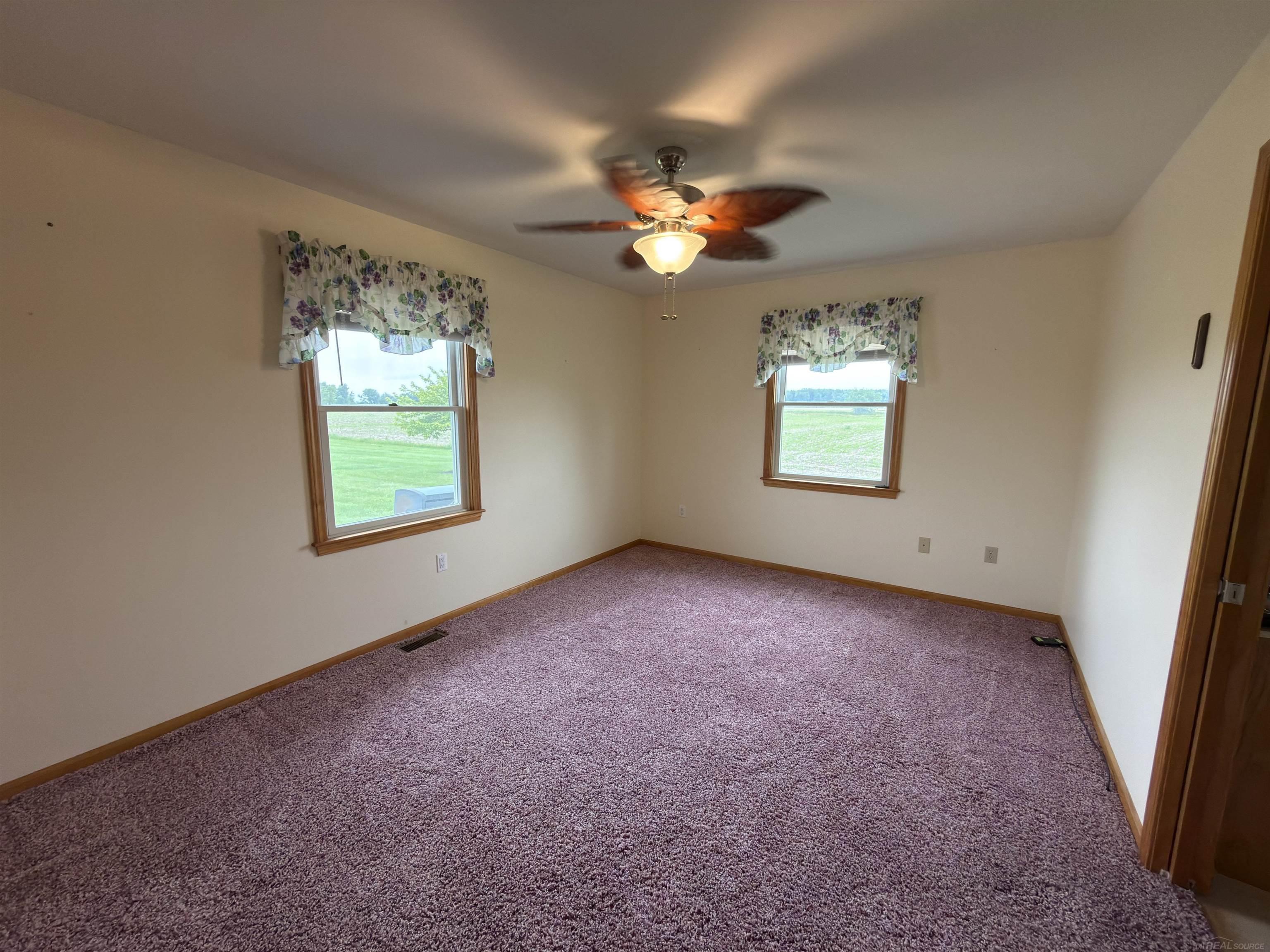 659 N Gates Road Property Photo 25