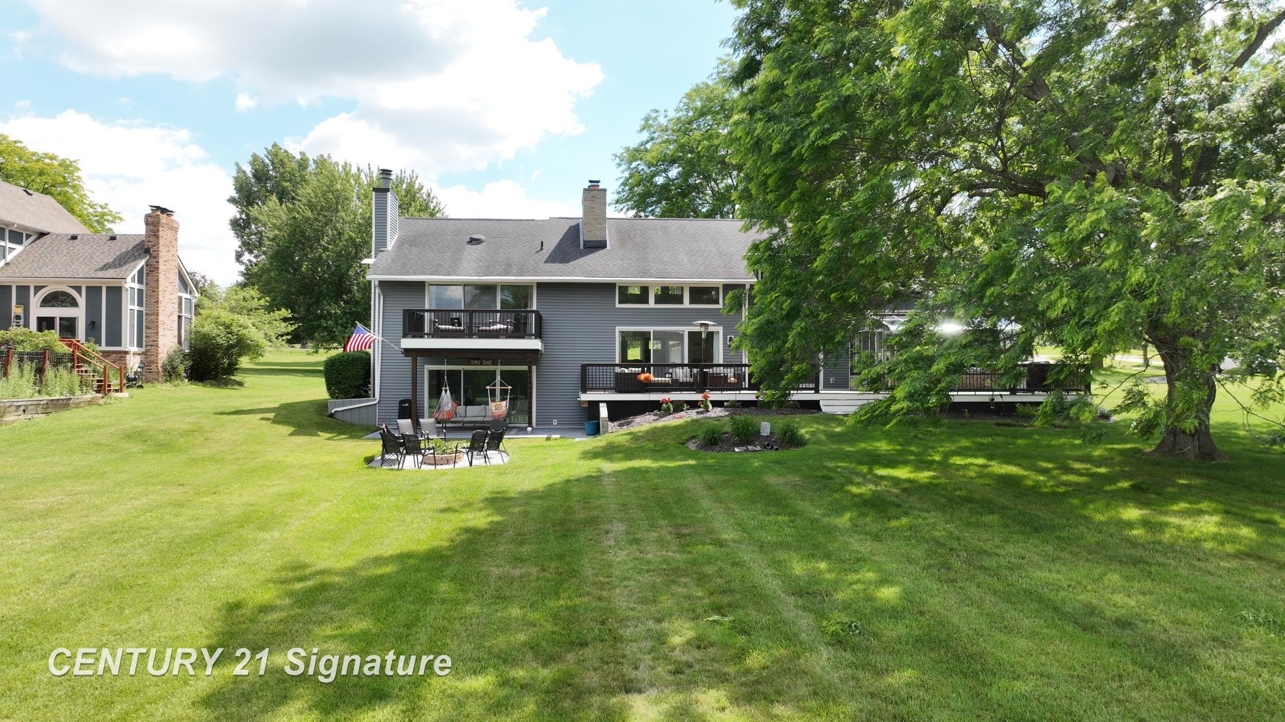 7492 River Road Property Photo 6