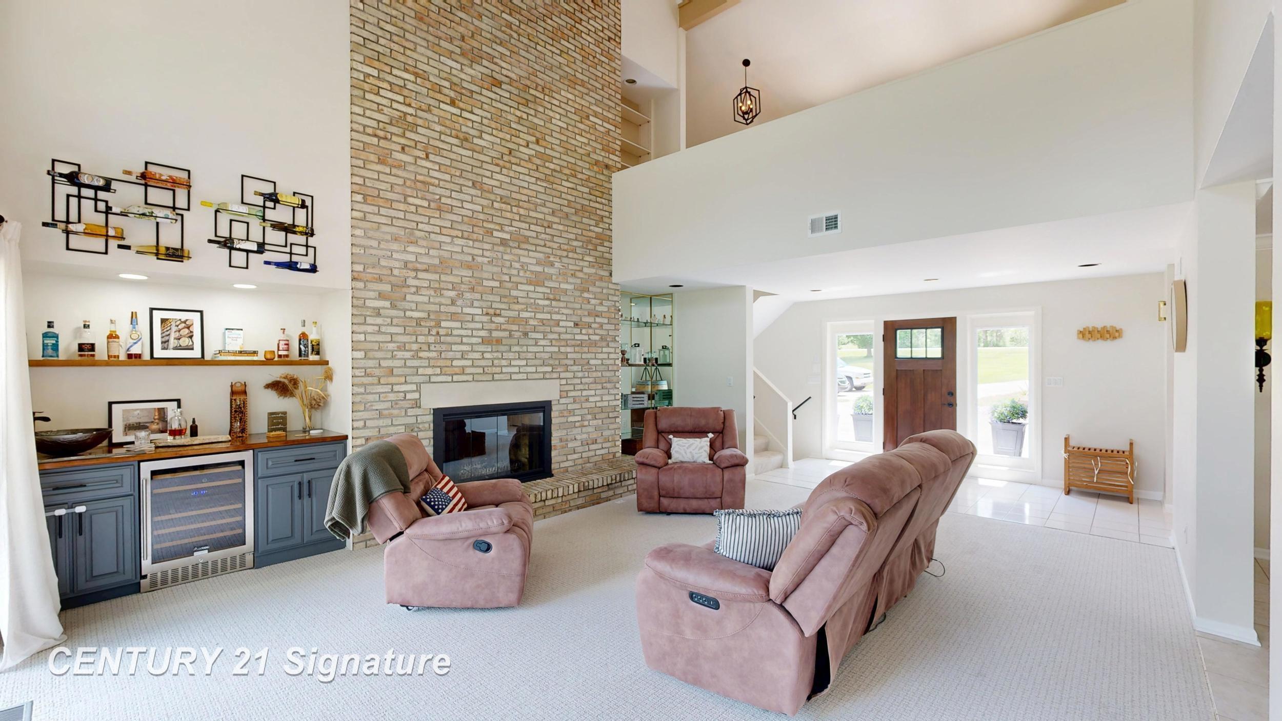7492 River Road Property Photo 13