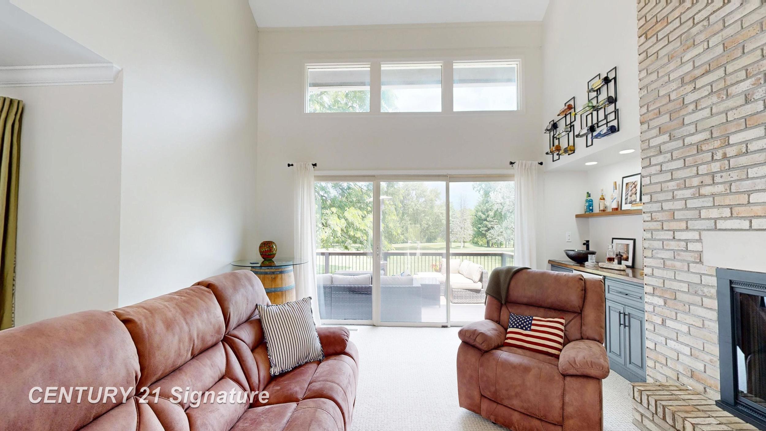 7492 River Road Property Photo 14