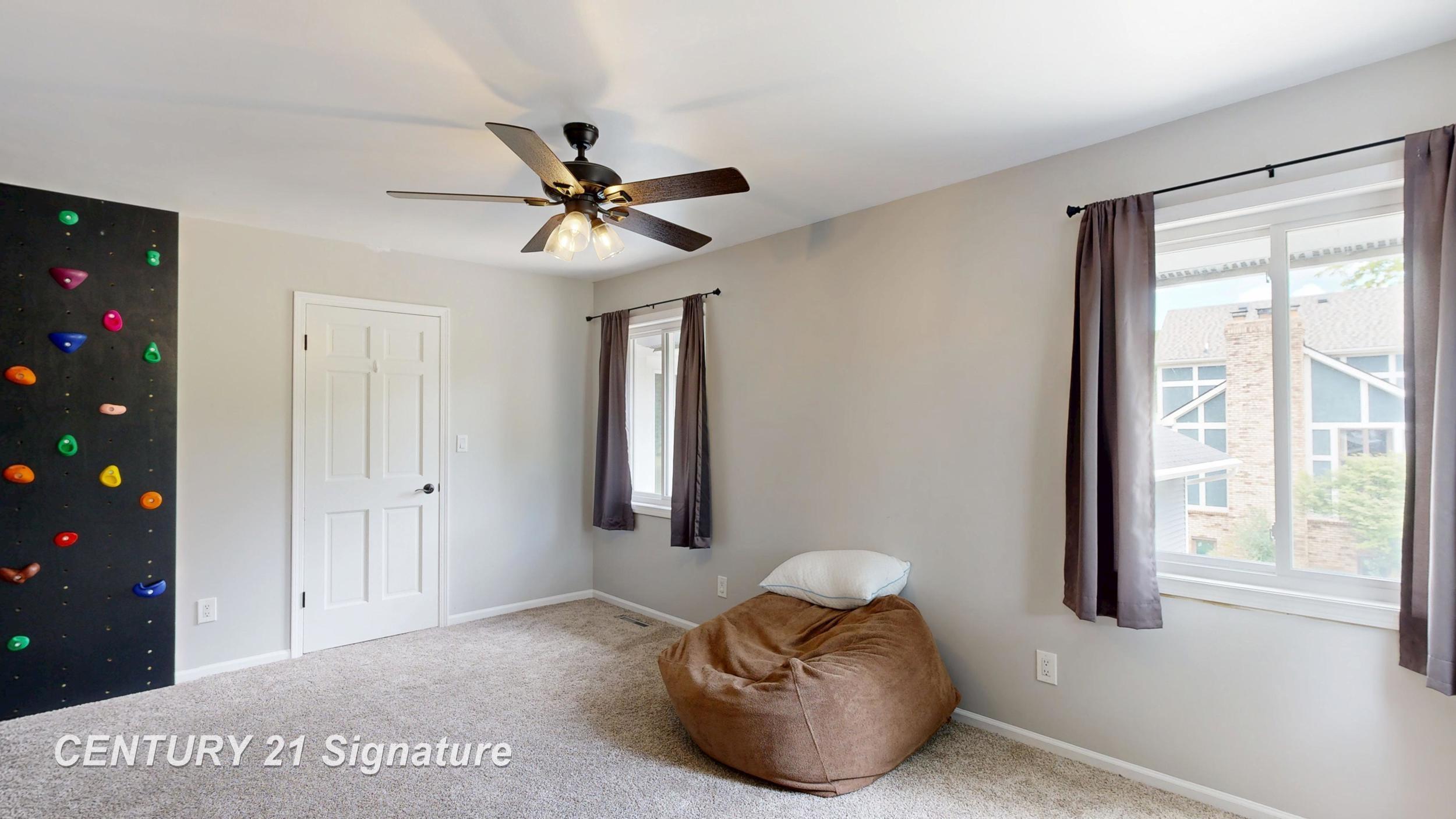 7492 River Road Property Photo 39