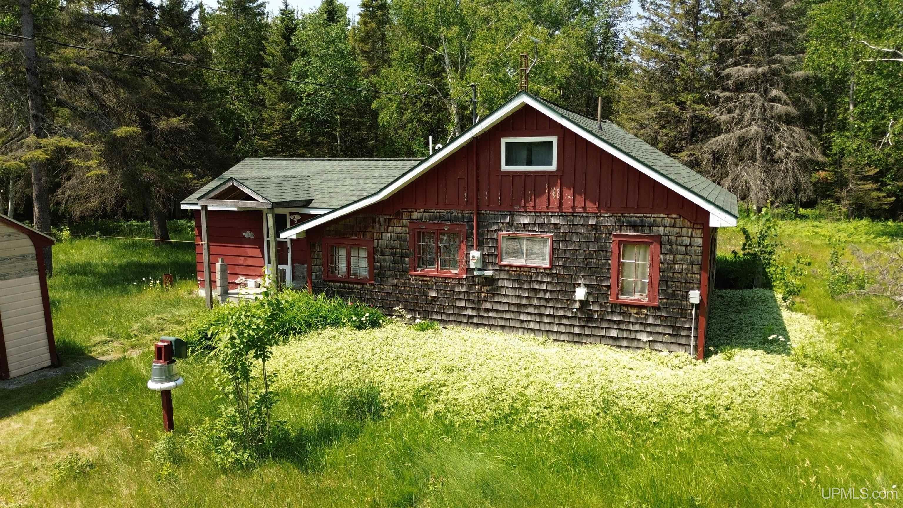 15655 W Us 2 Highway Property Photo 5