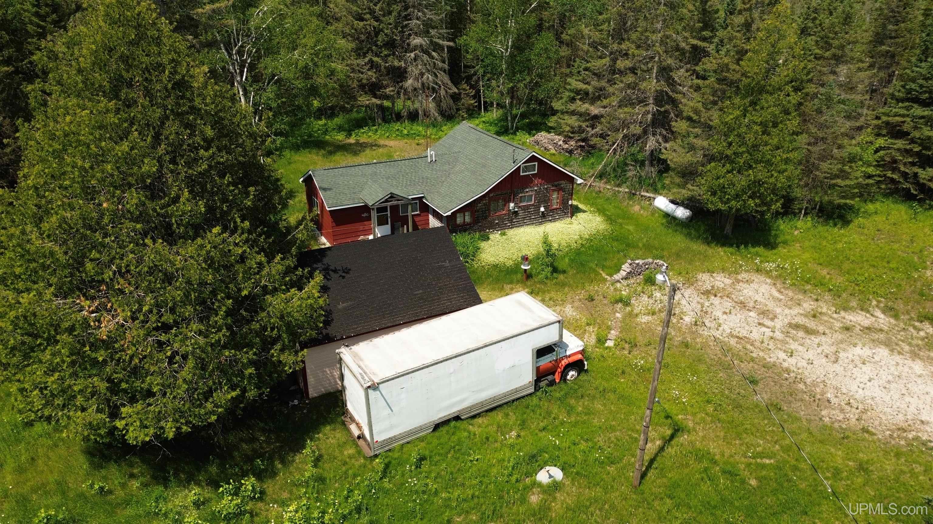 15655 W Us 2 Highway Property Photo 9