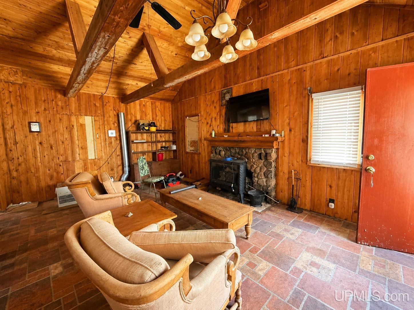 15655 W Us 2 Highway Property Photo 16