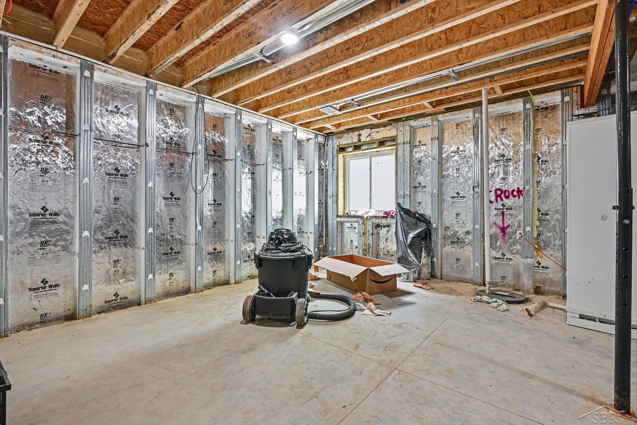 926 Wattles Road Property Photo 14