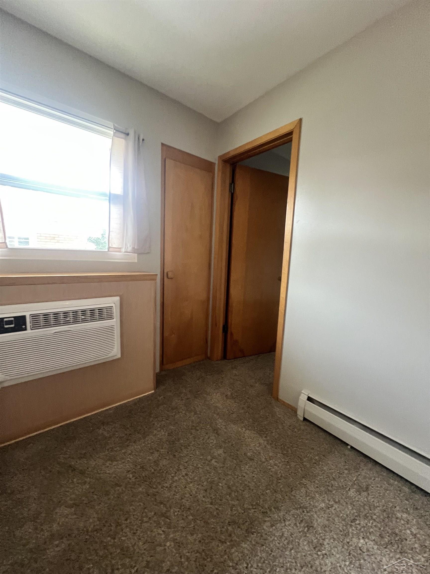 700 E Genesee Street Property Photo 17