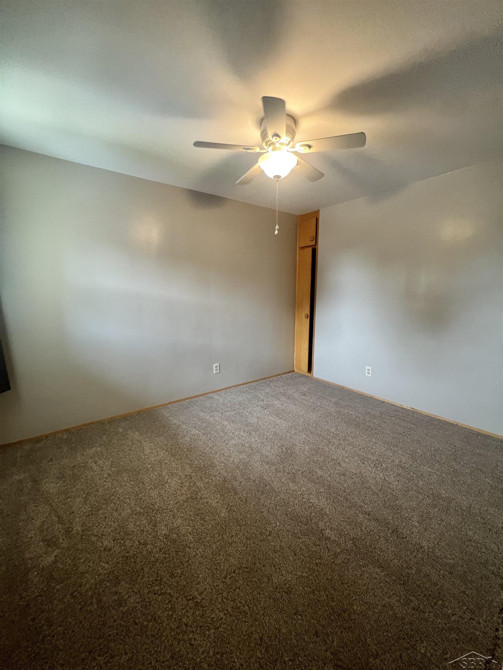 700 E Genesee Street Property Photo 18