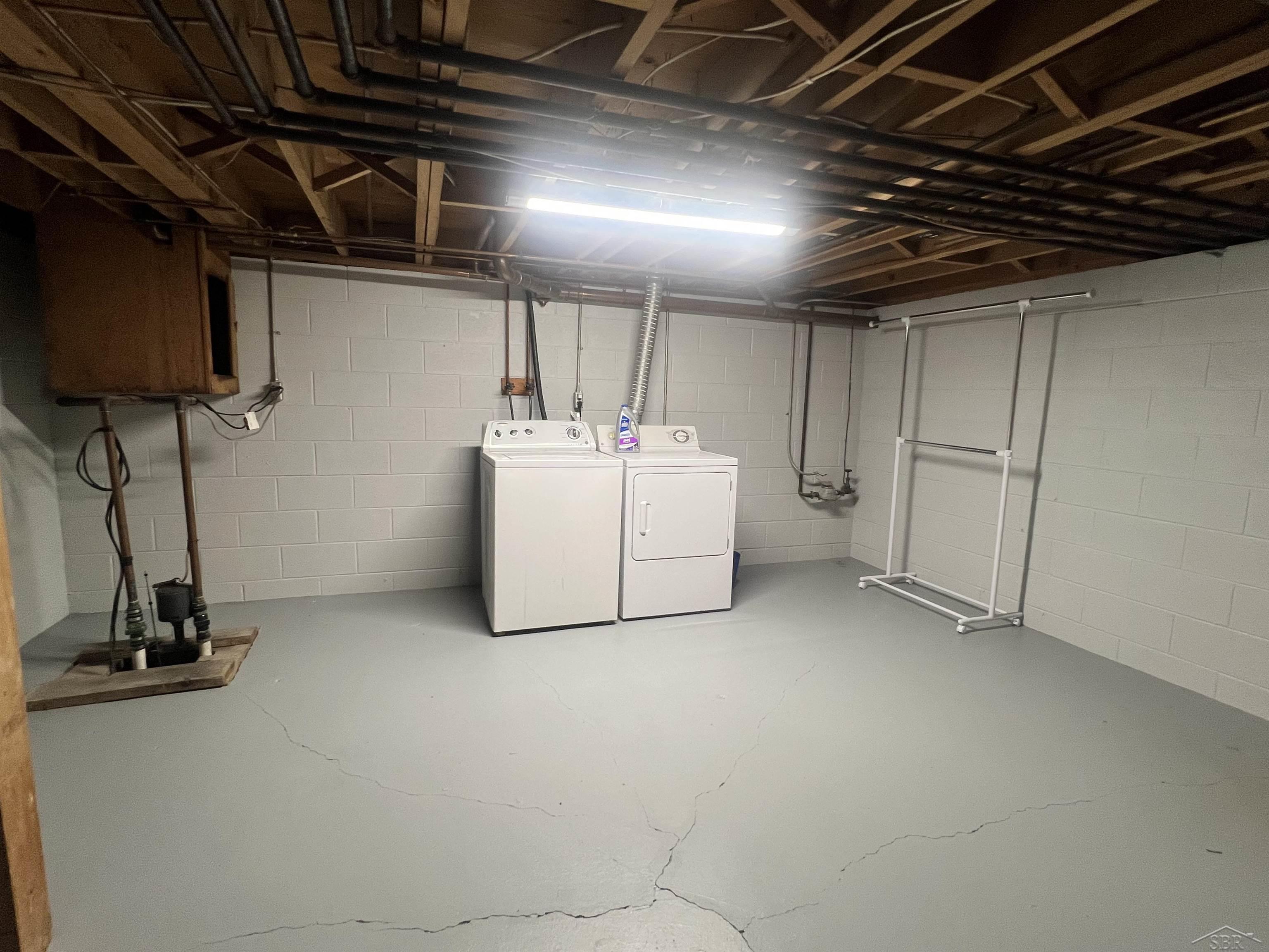 700 E Genesee Street Property Photo 22