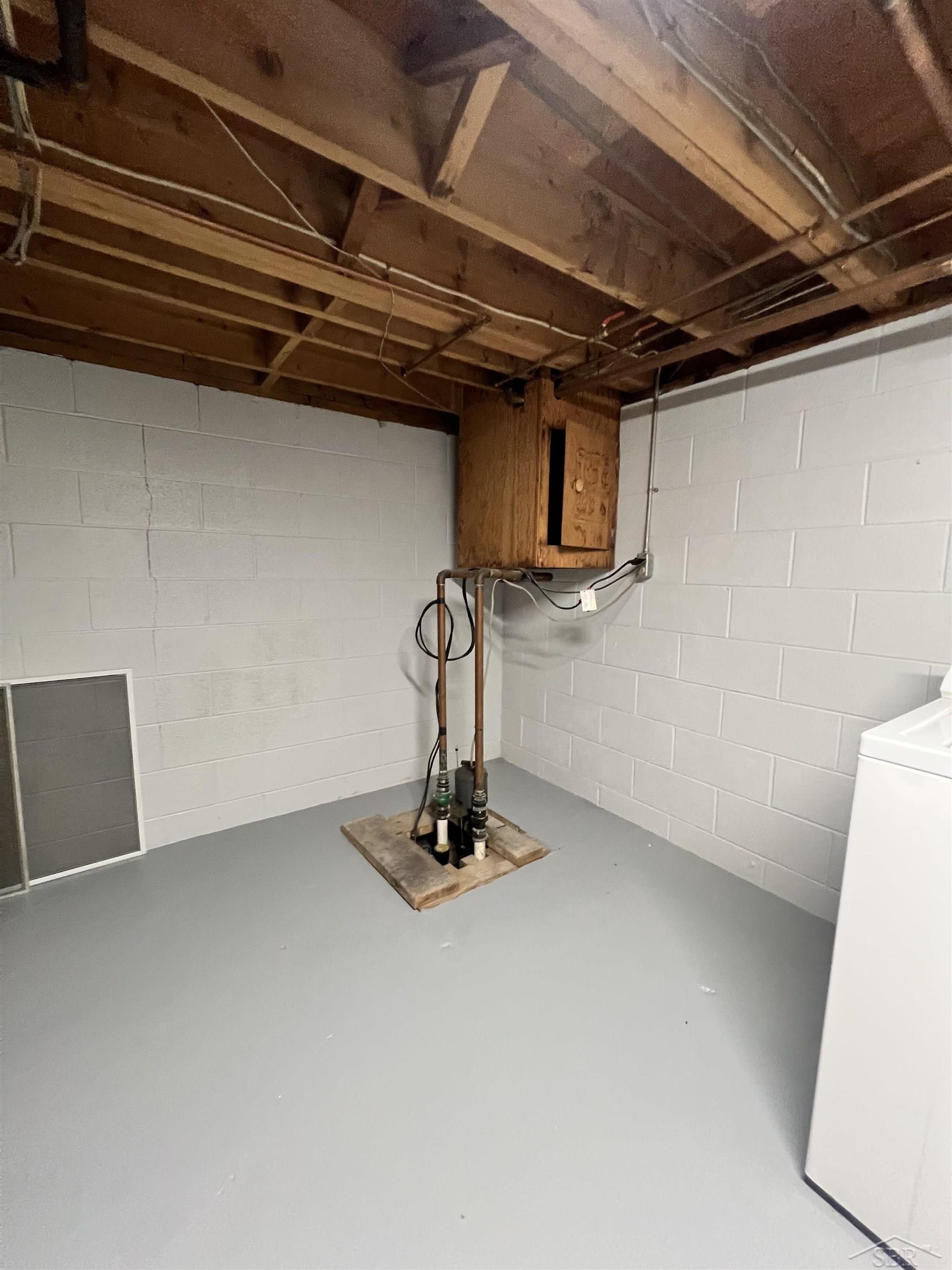 700 E Genesee Street Property Photo 26