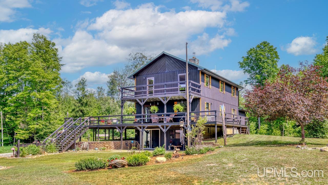 8511 Hyland Road Property Photo 1