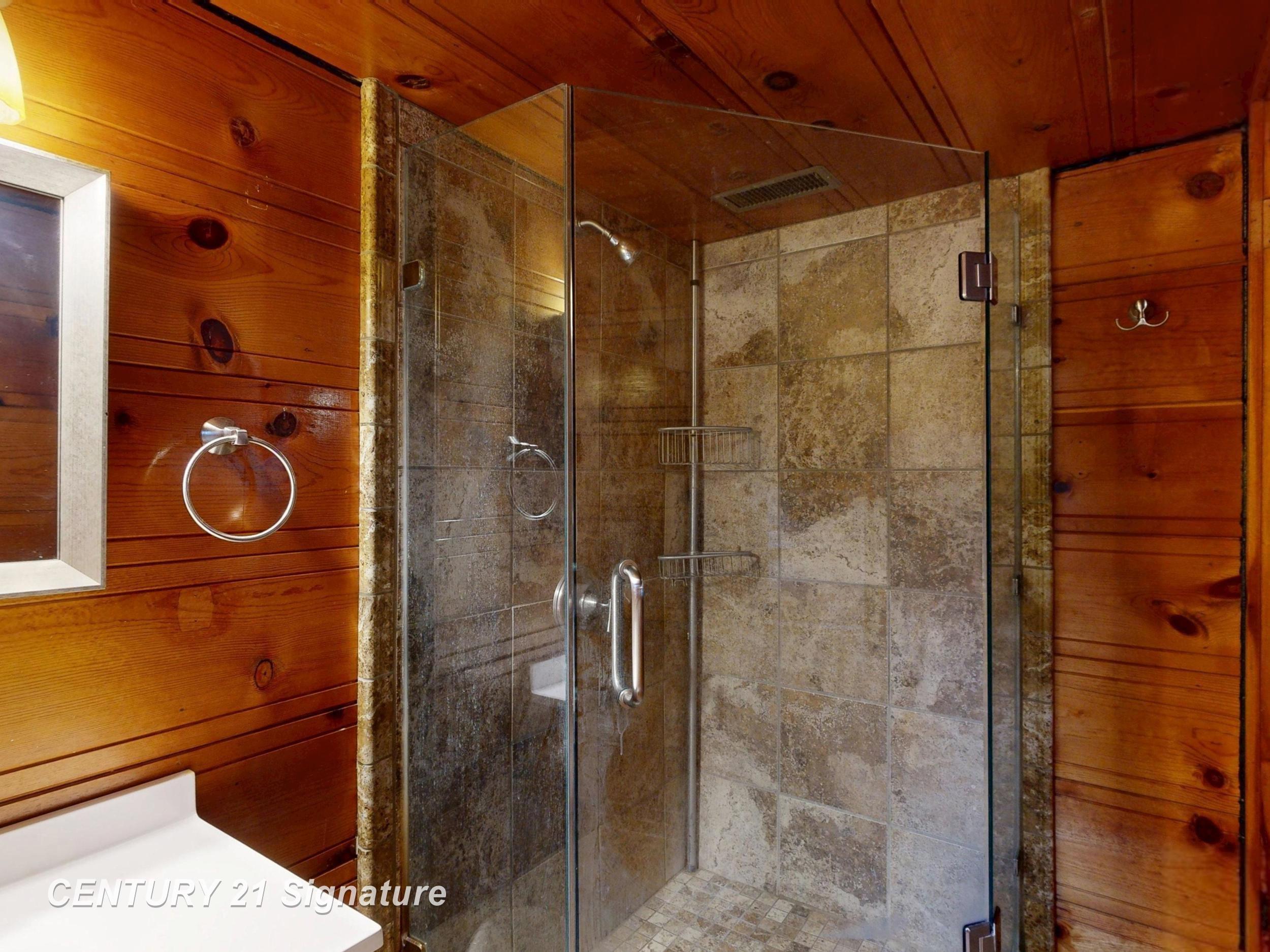 751 E Long Lake Drive Property Photo 12