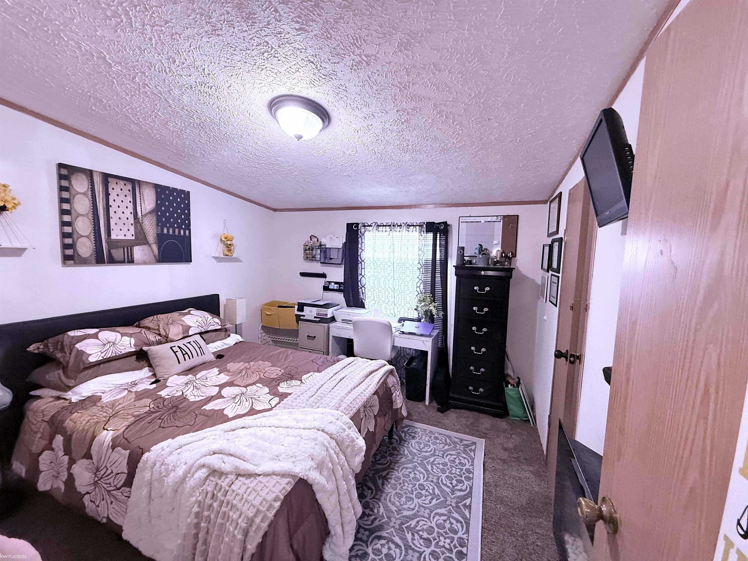 43864 Eureka Road Property Photo 10