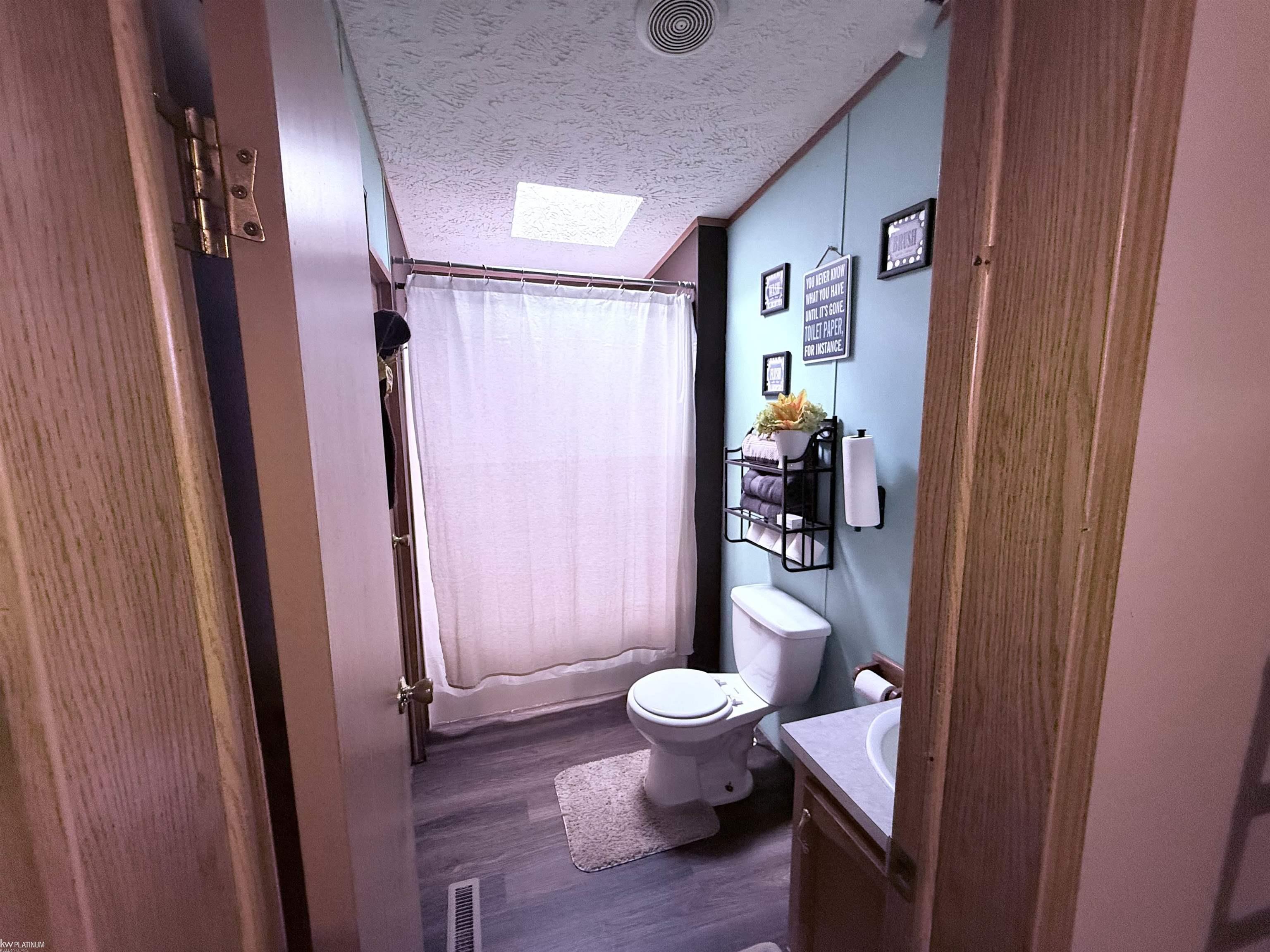 43864 Eureka Road Property Photo 18