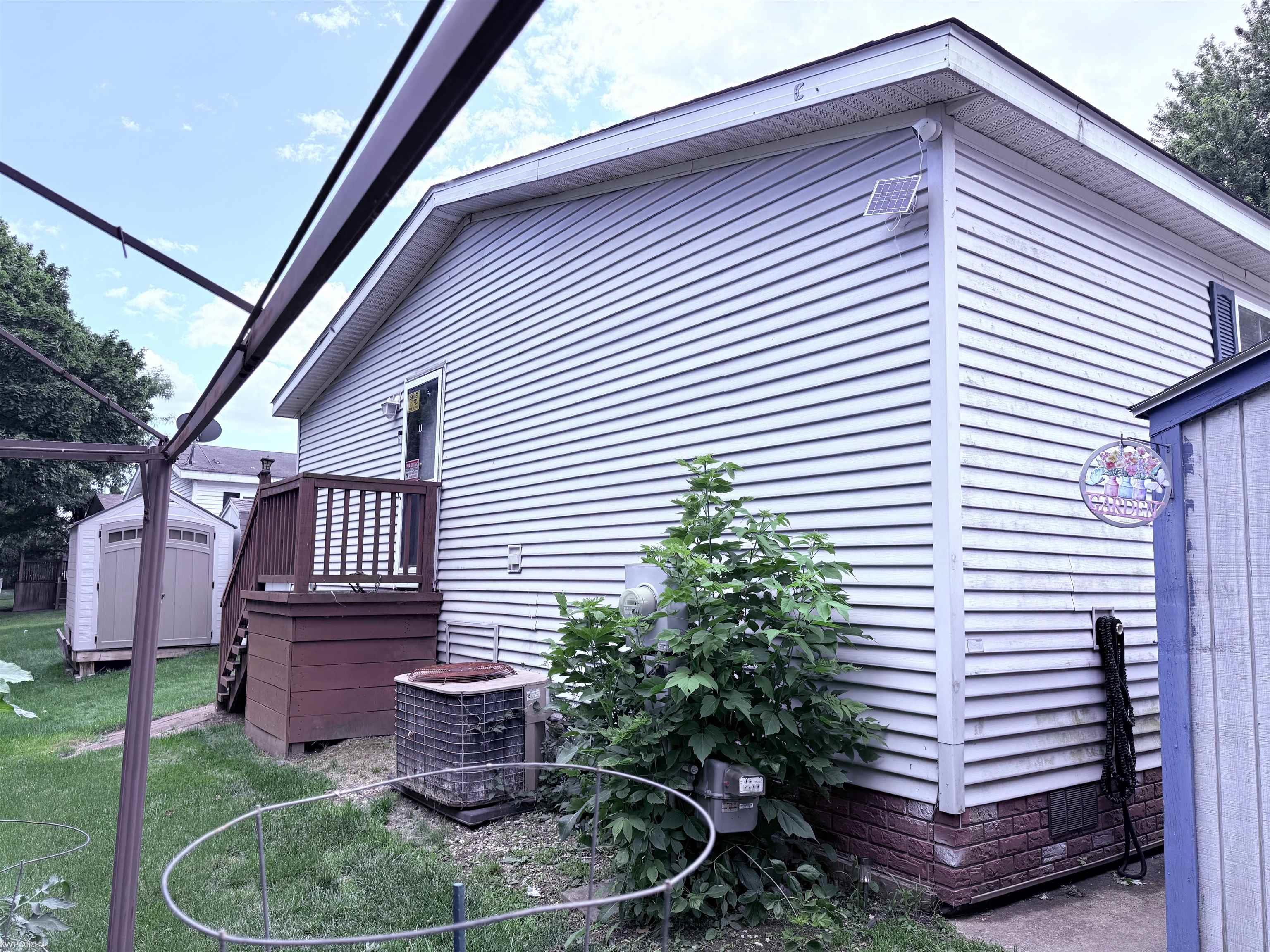 43864 Eureka Road Property Photo 20